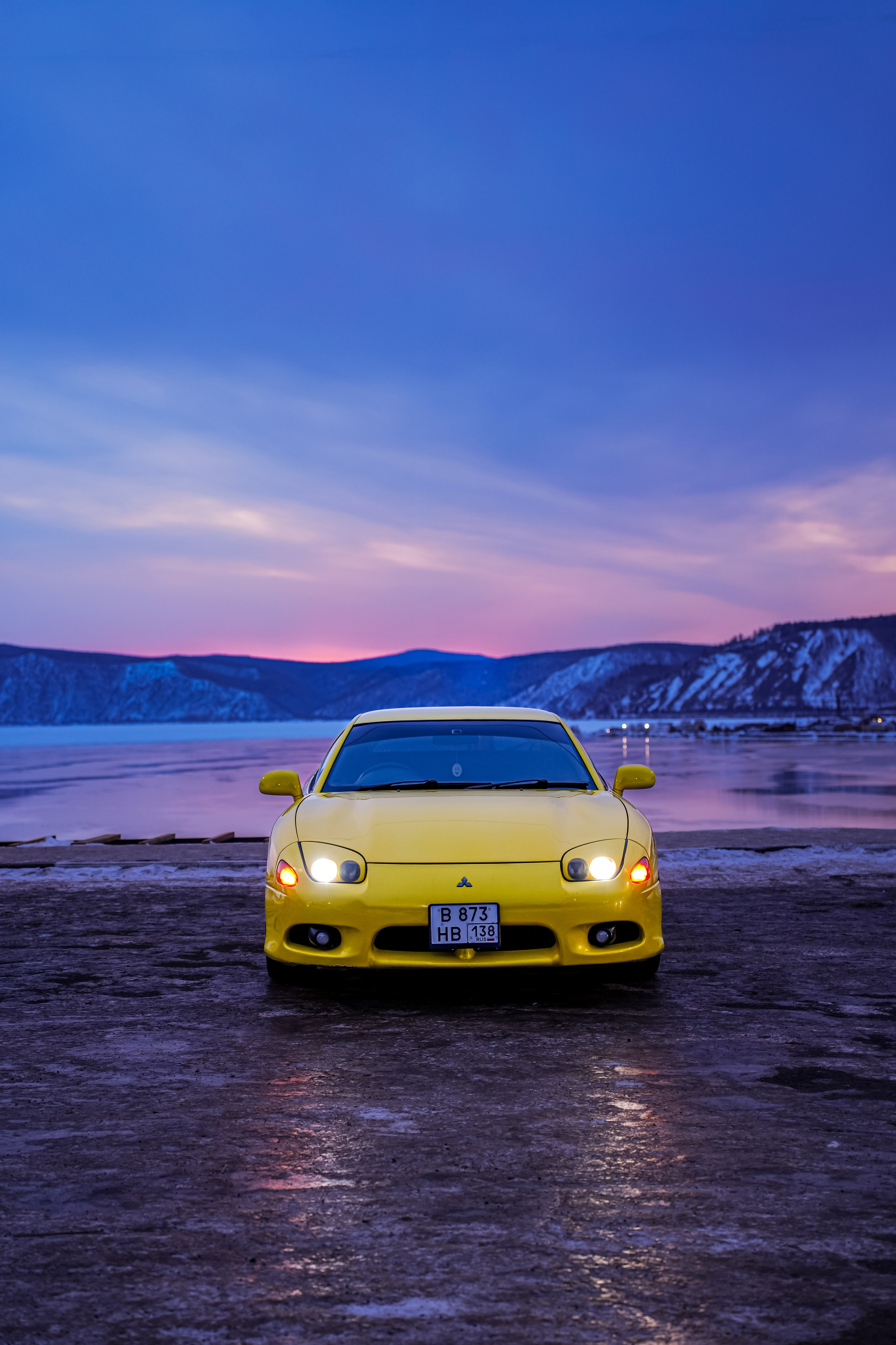 Mitsubishi GTO 25'. Фотограф, видеограф и пилот дрона на Байкале