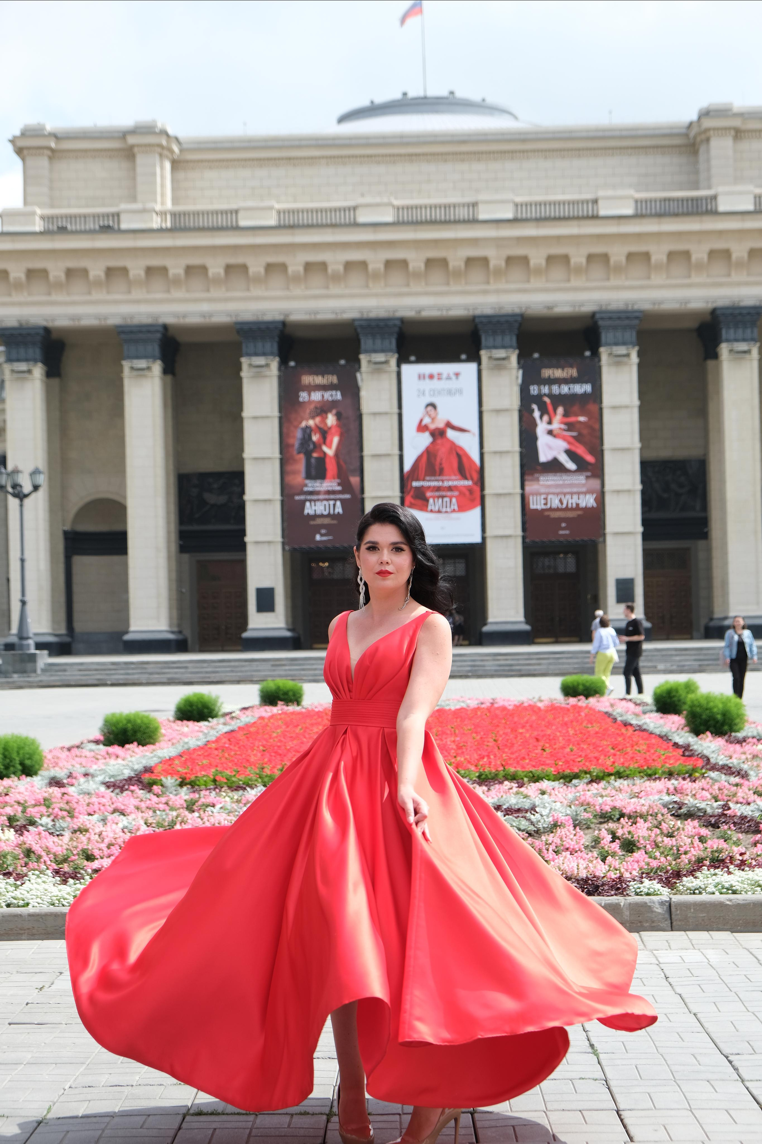 Фотограф Антон Гаврилов Красные платья