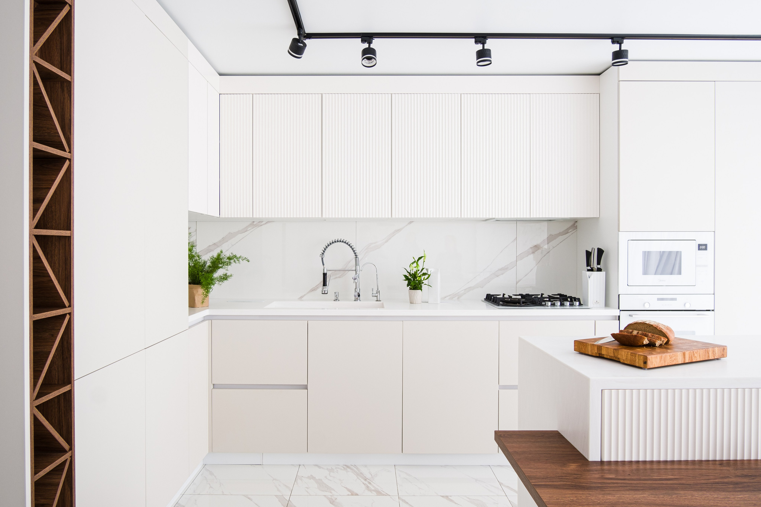 Кухни «Моментов море». Фотограф на Эльбрусе • Роман Шатхин