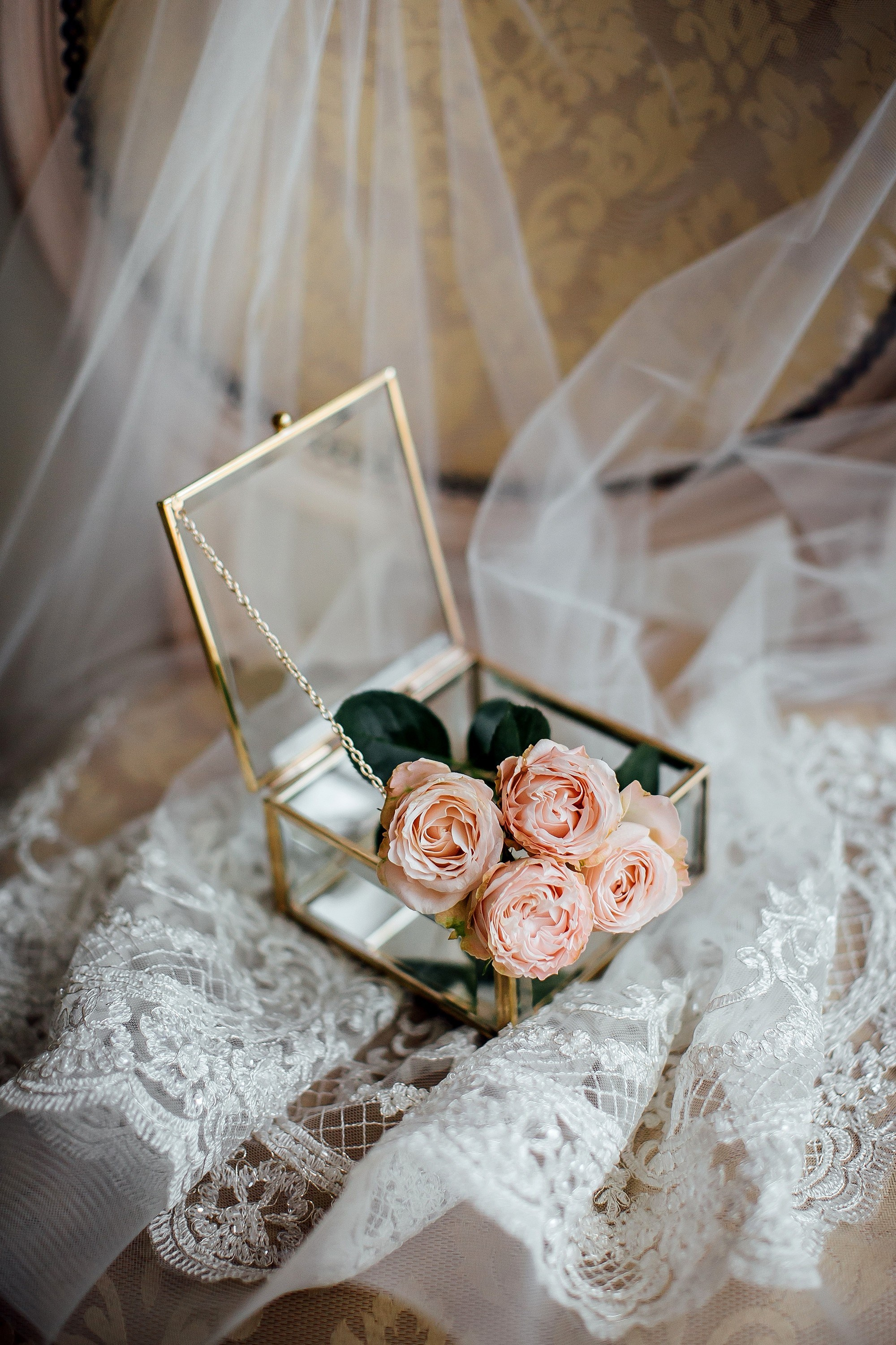 Decor and details. Любовь Чуляева — свадебный фотограф в Москве и Европе