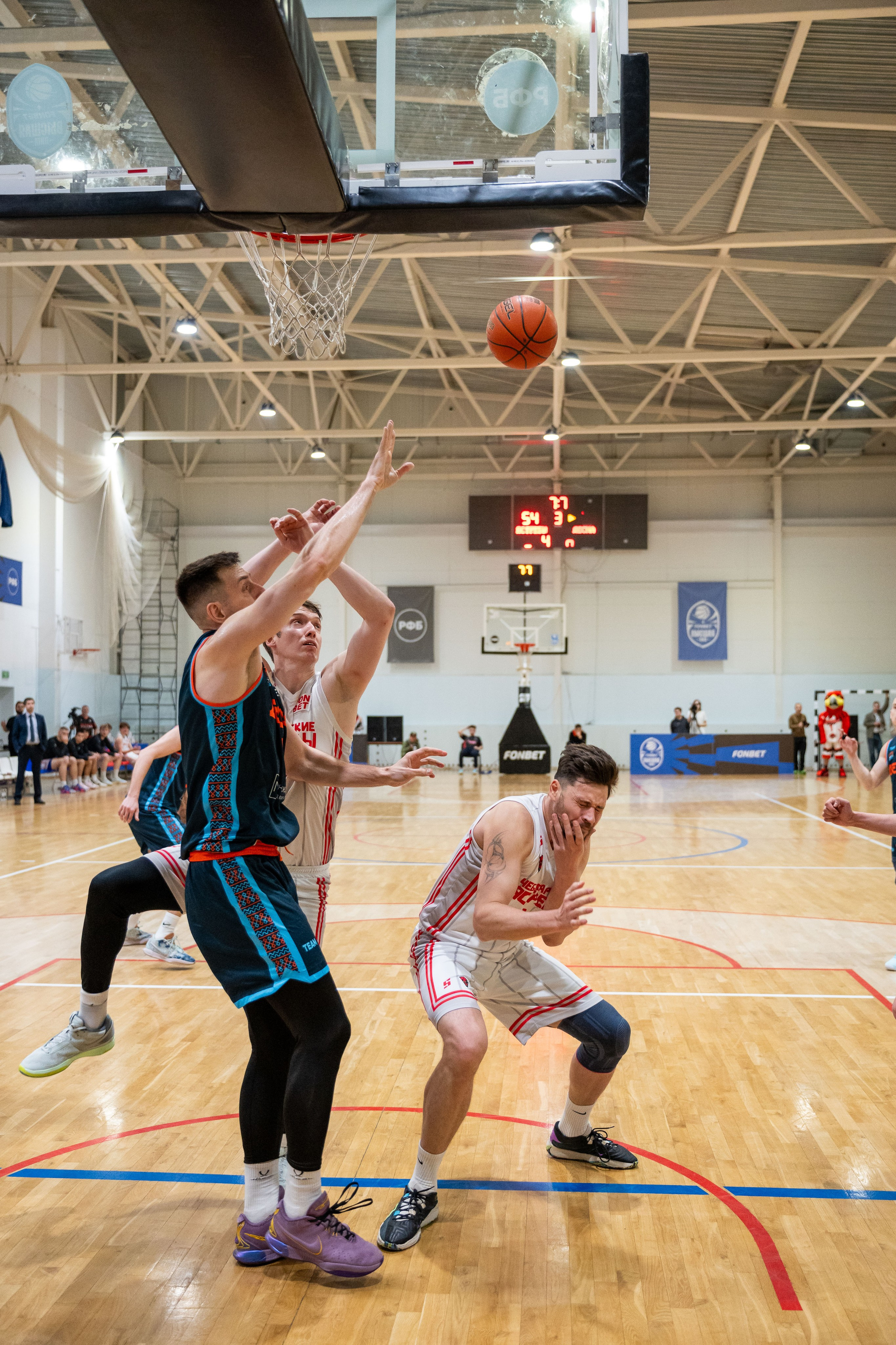 20.03.2026 Баскетбол Ястребы-Десна. Меня зовут Михайлов Сергей, занимаюсь фото и видео г. Чебоксарах