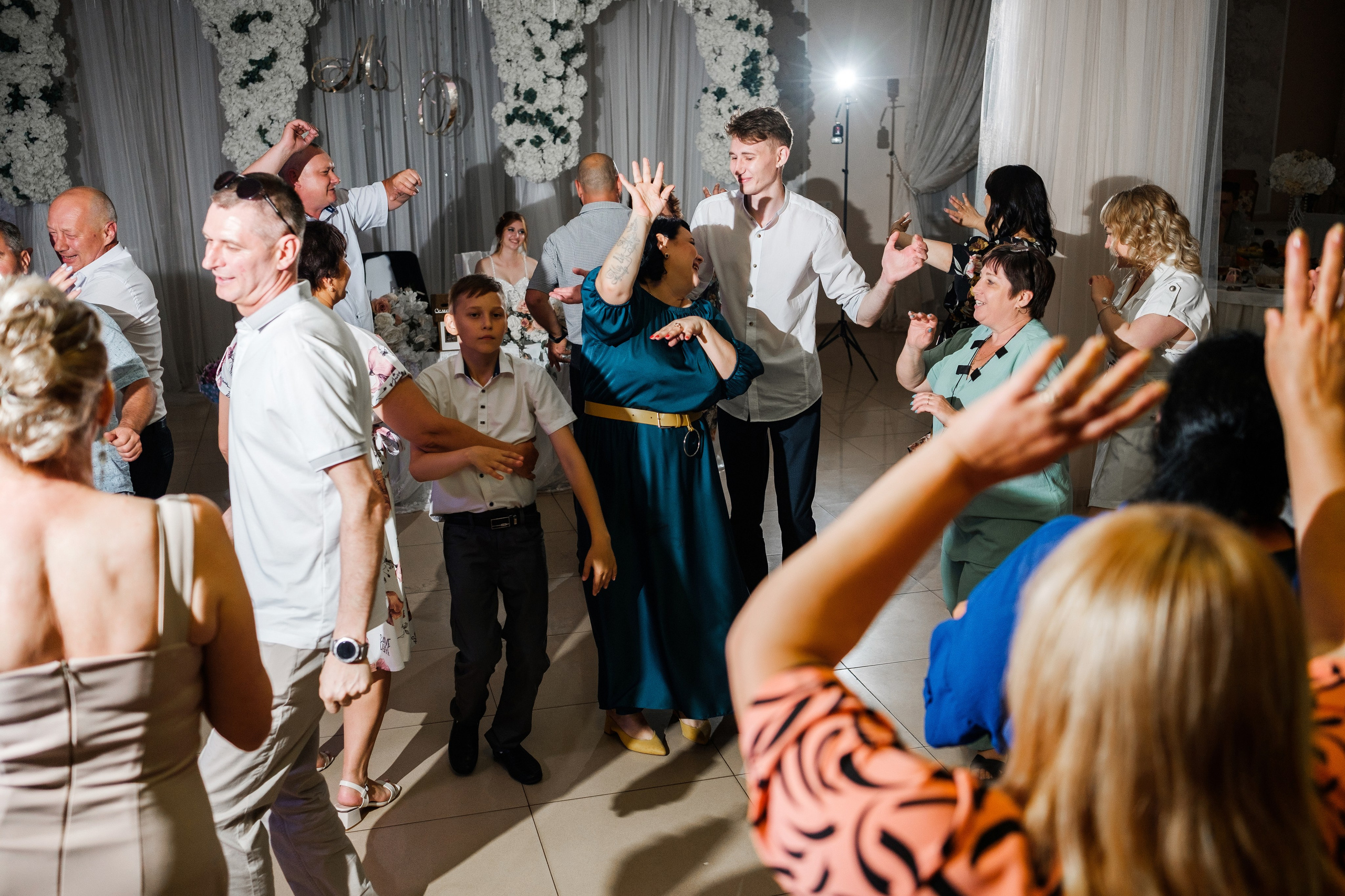 Максим и Ольга. Свадебный фотограф | репортаж | праздники | крещение