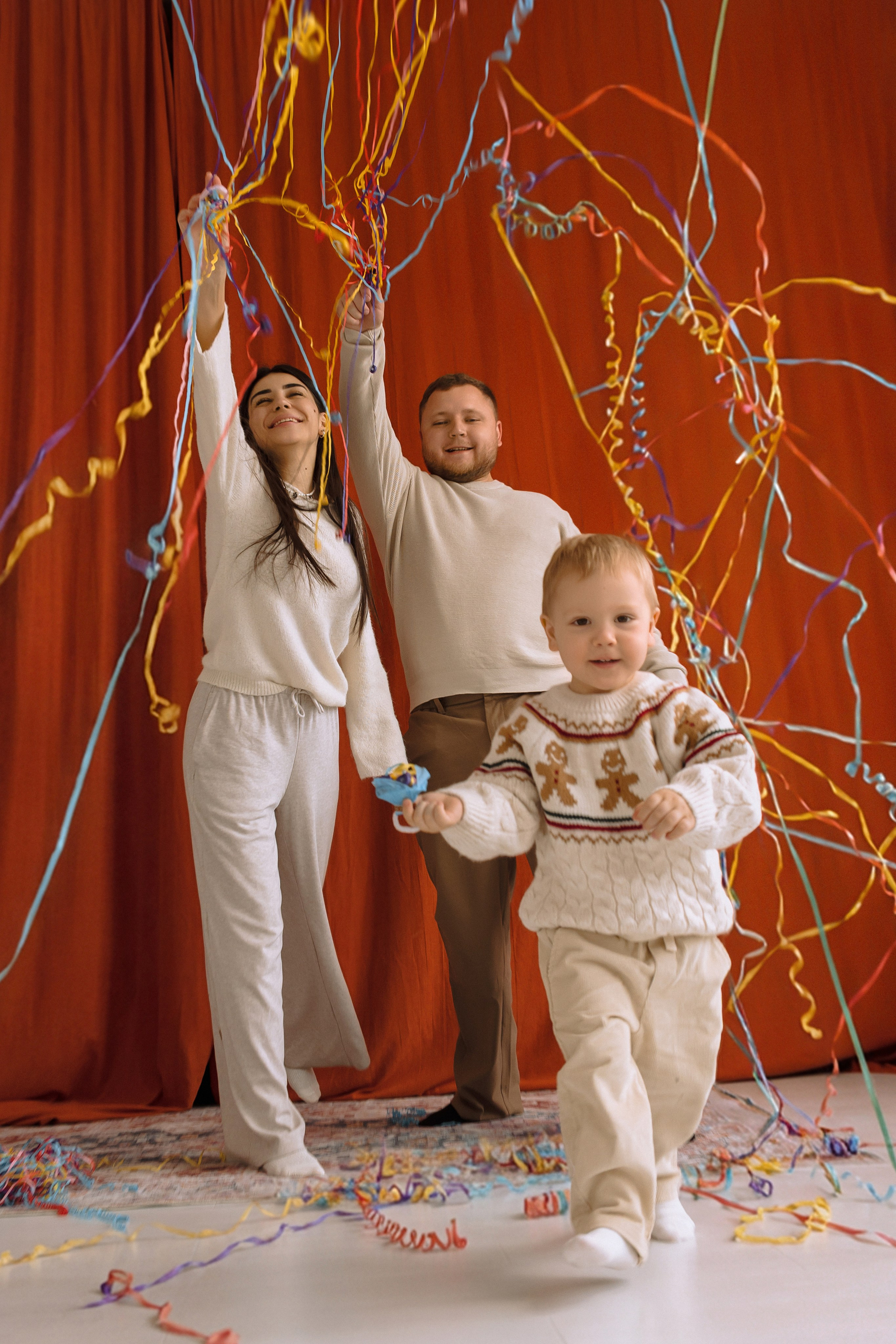 ⠀Антон, Анжелика и Мирон. Фотограф Олеся Голева