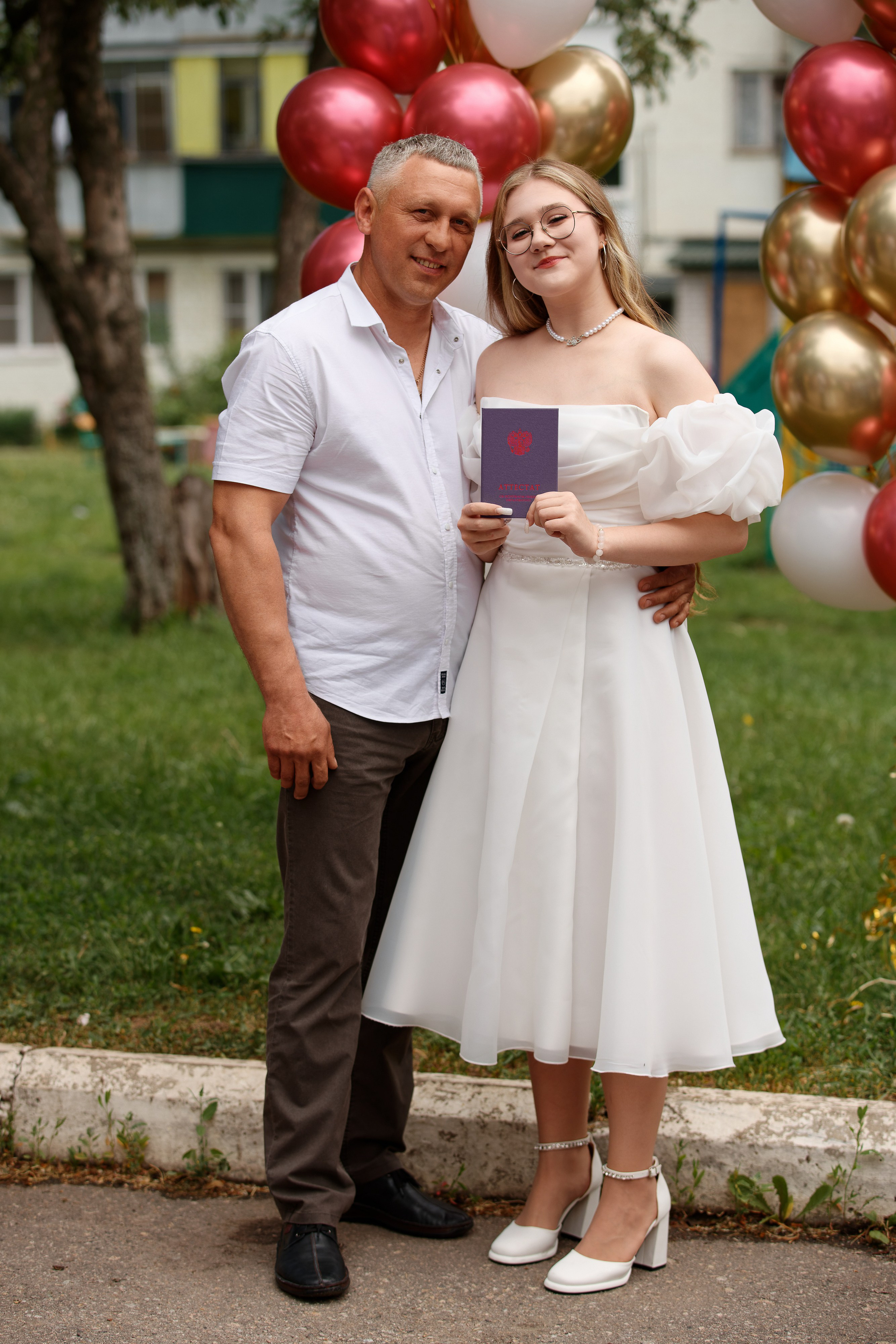 Вручение аттестатов Школа № 57. Семейный фотограф — Макс Белогрудов