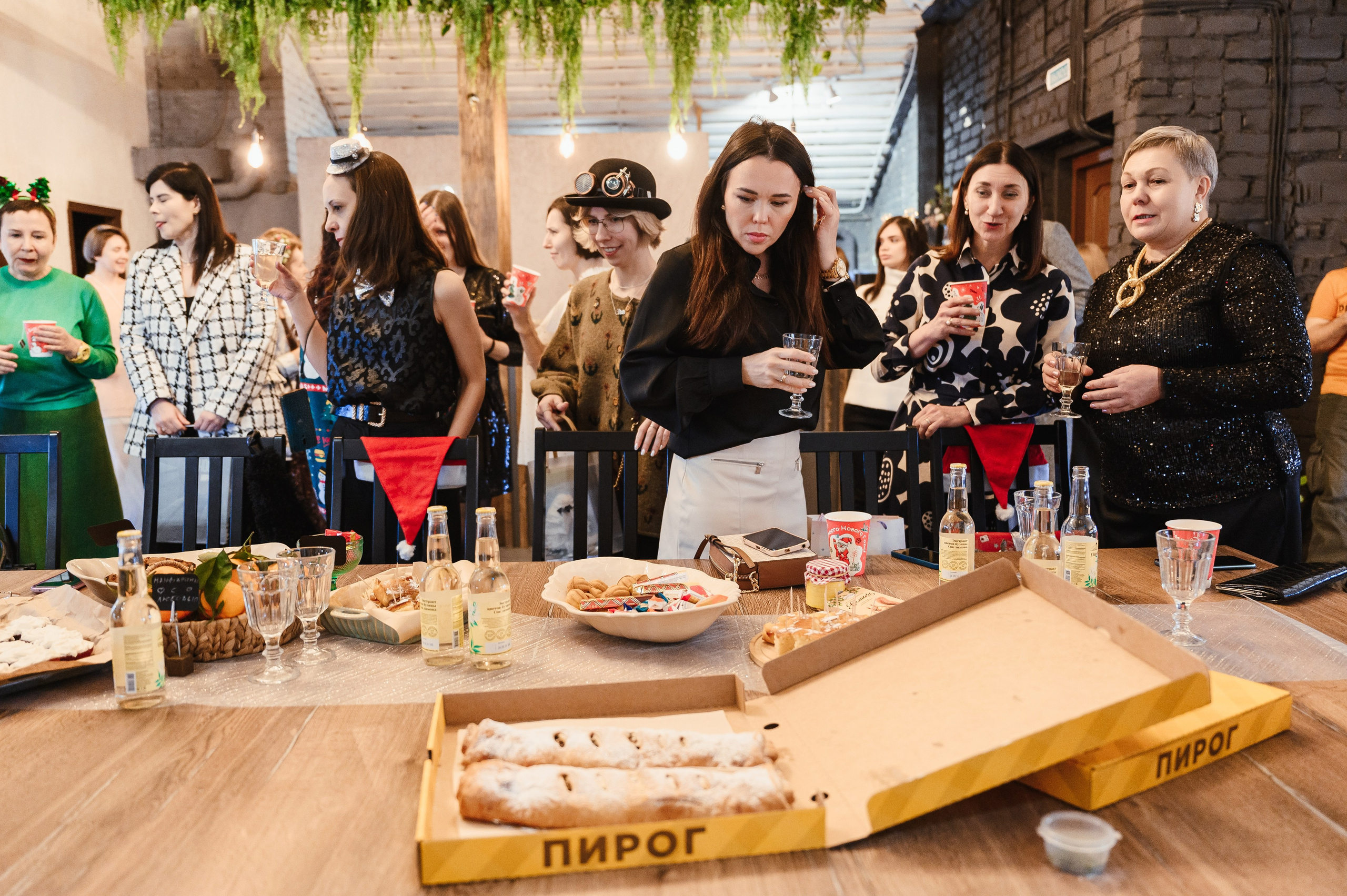 Новый год в клубе «Читалка». Свадебный и просто хороший фотограф в Челябинске