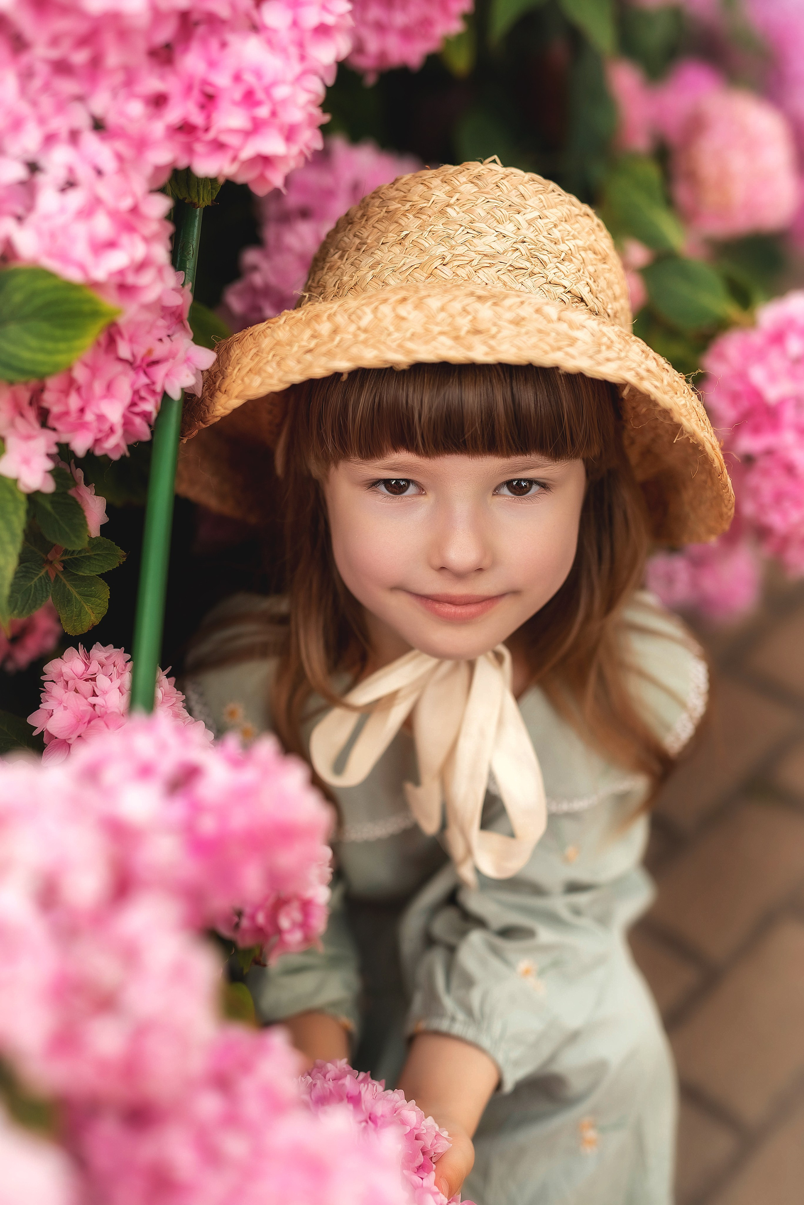 Портретная фотосессия в гортензиях. Семейный, детский фотограф в Воронеже Анна Никитина