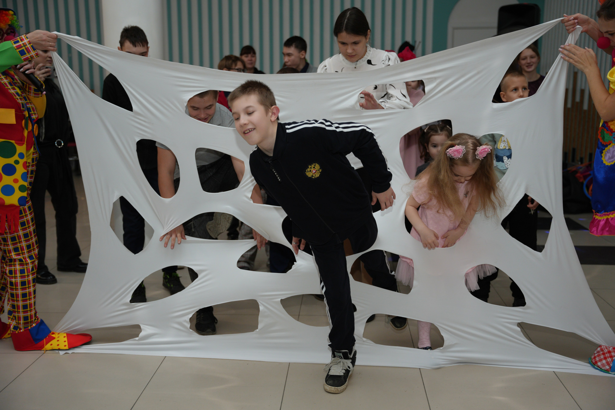 Социально —благотворительная акция «Ты в этом мире не один», посвященная Международному дню инвалидов. ВЫПУСКНЫЕ АЛЬБОМЫ, Школьный фотограф, семейный и свадебный в Саратове и области Ольга Плаксина