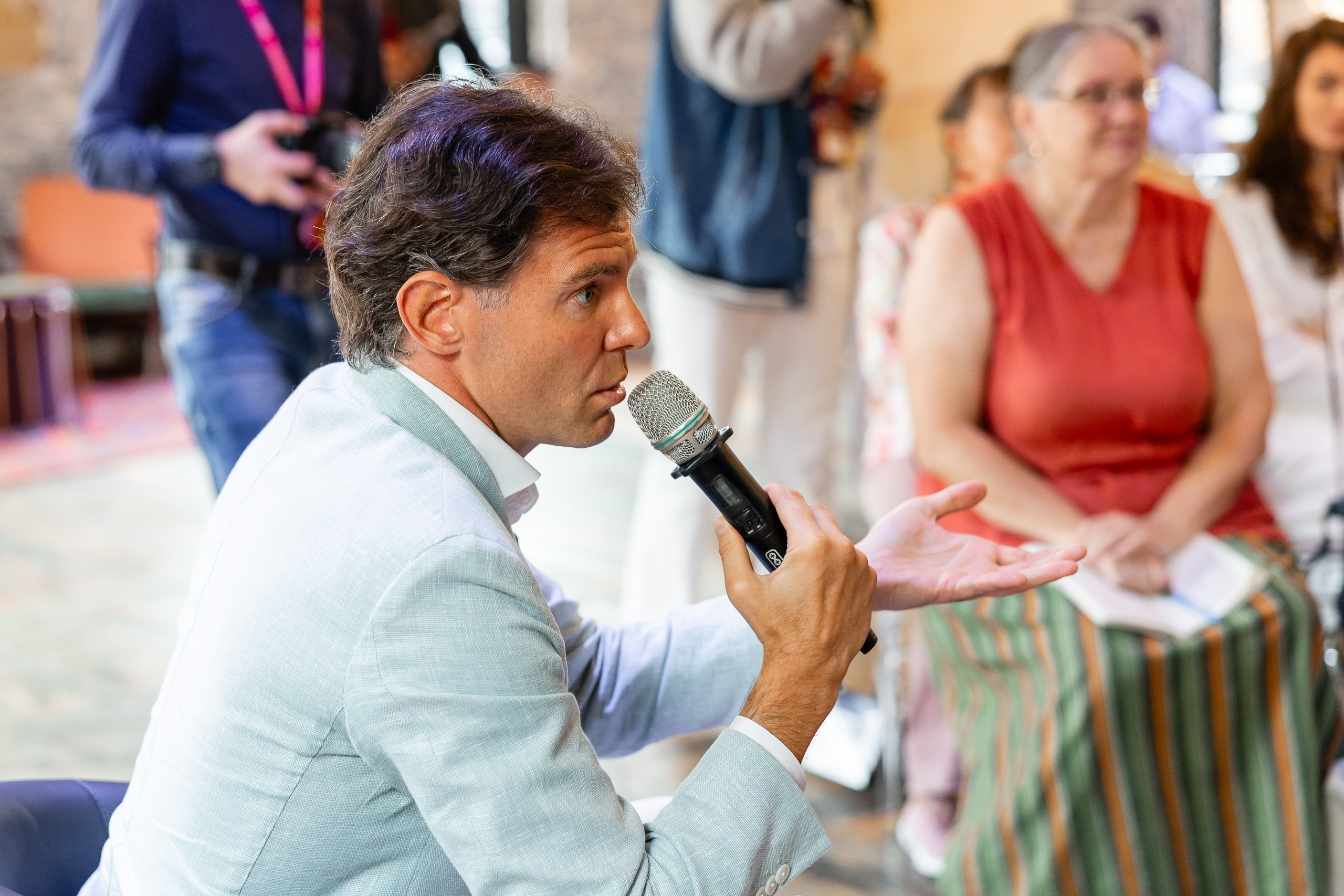 Форум «Креативный Петербург». Фотограф в Санкт-Петербурге — Сергей Петров