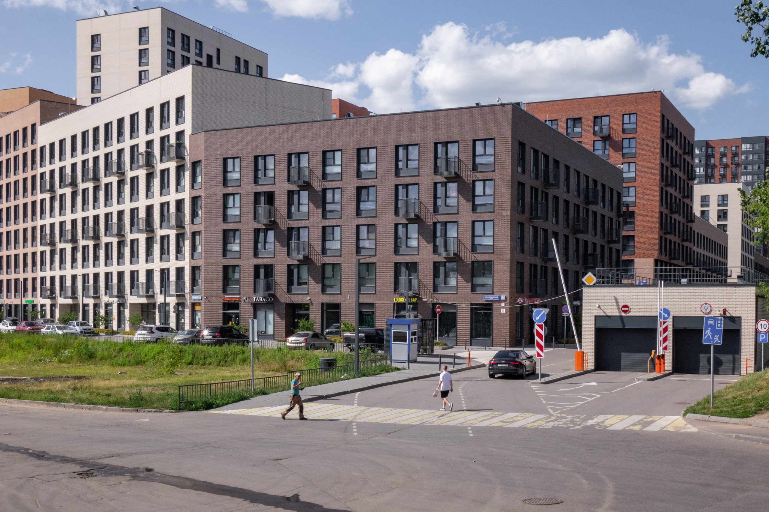 Разные ЖК. Коммерческая фотосъёмка городской среды, архитектуры и производственных объектов