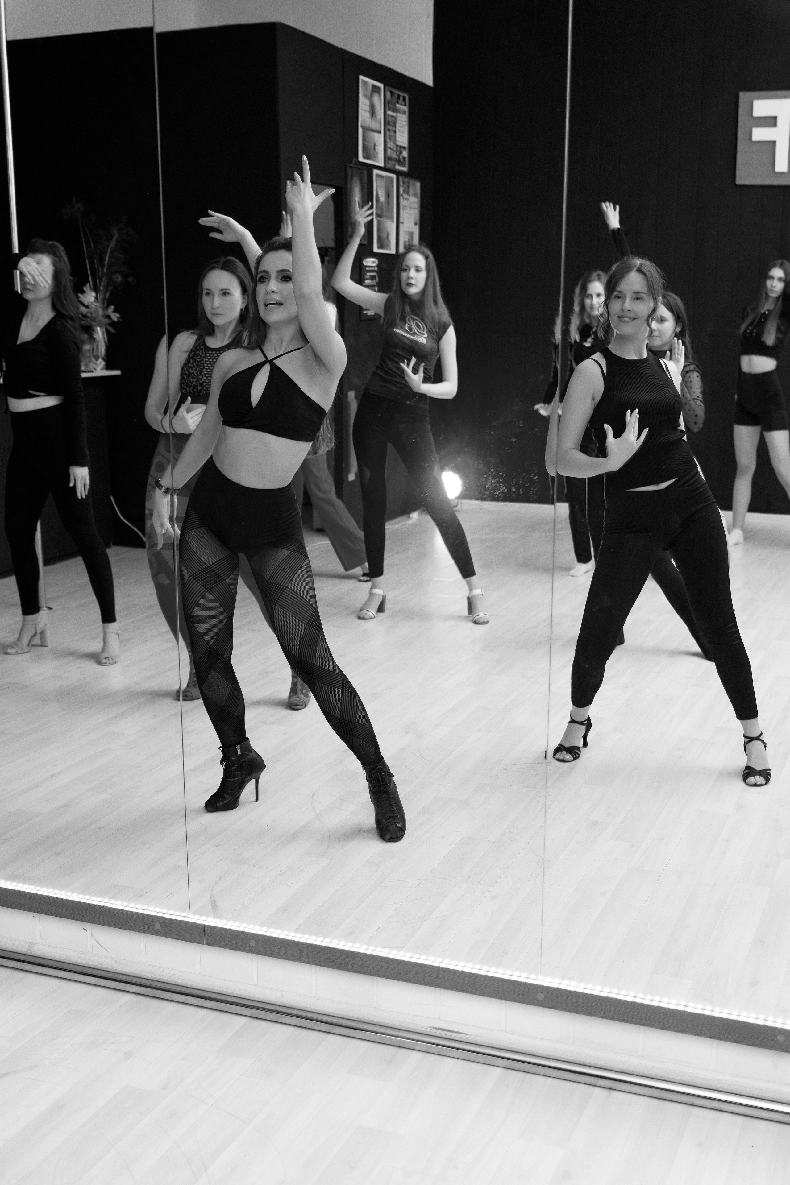 DANCE PARTY. Чумаков Алексей Фотограф|Видеограф свадебные, индивидуальные, семейные, репортаж