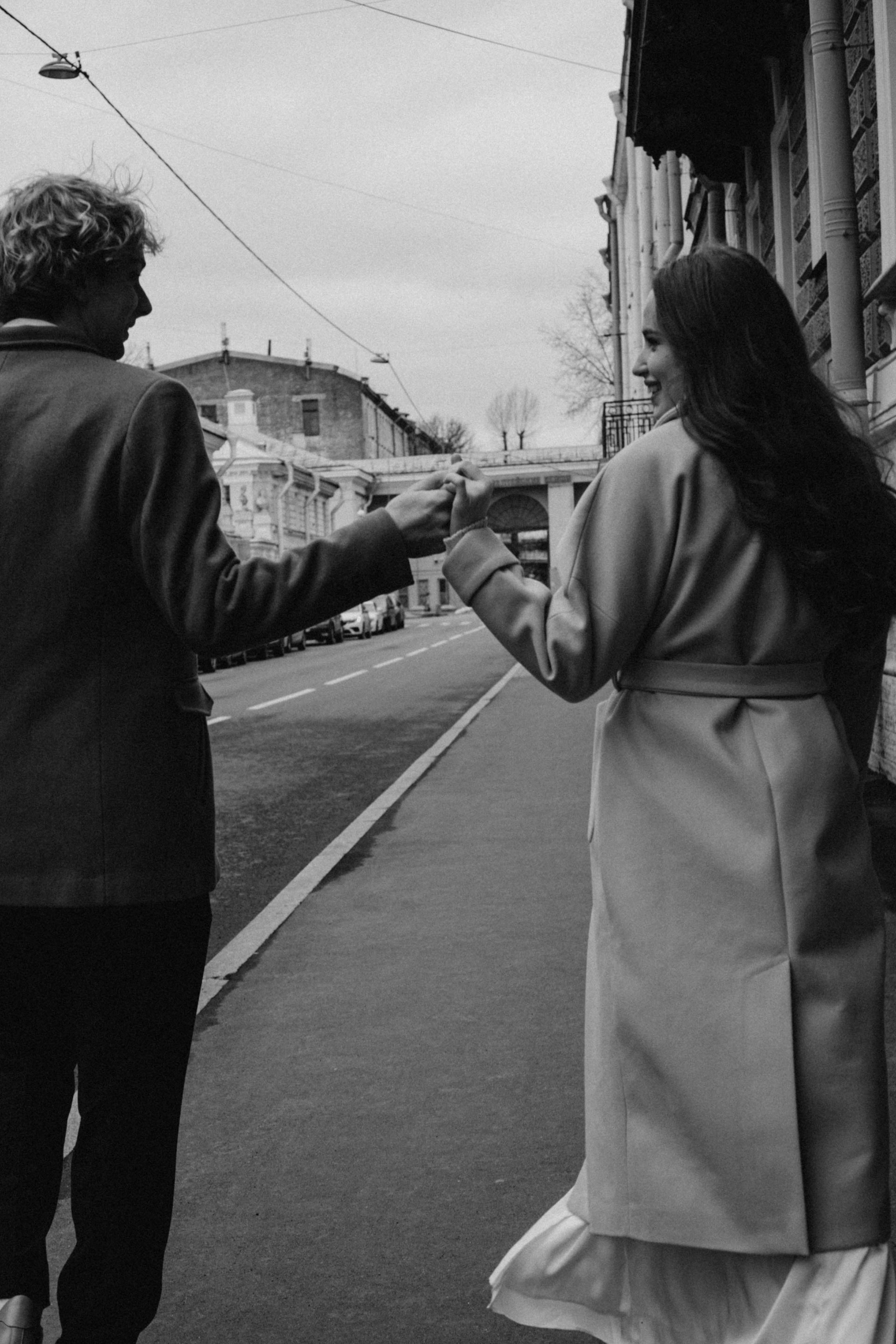 СВАДЕБНАЯ СЬЕМКА В ОТЕЛЕ. СБОРЫ ЖЕНИХА И НЕВЕСТЫ И ТАКЖЕ ТОР И ПОДГОТОВКА К ПРОГУЛКЕ И ПРОГУЛКА ПО ПЕТРОГРАДКЕ. Профессиональный фотограф, Санкт-Петербург — Виктория Богомолова