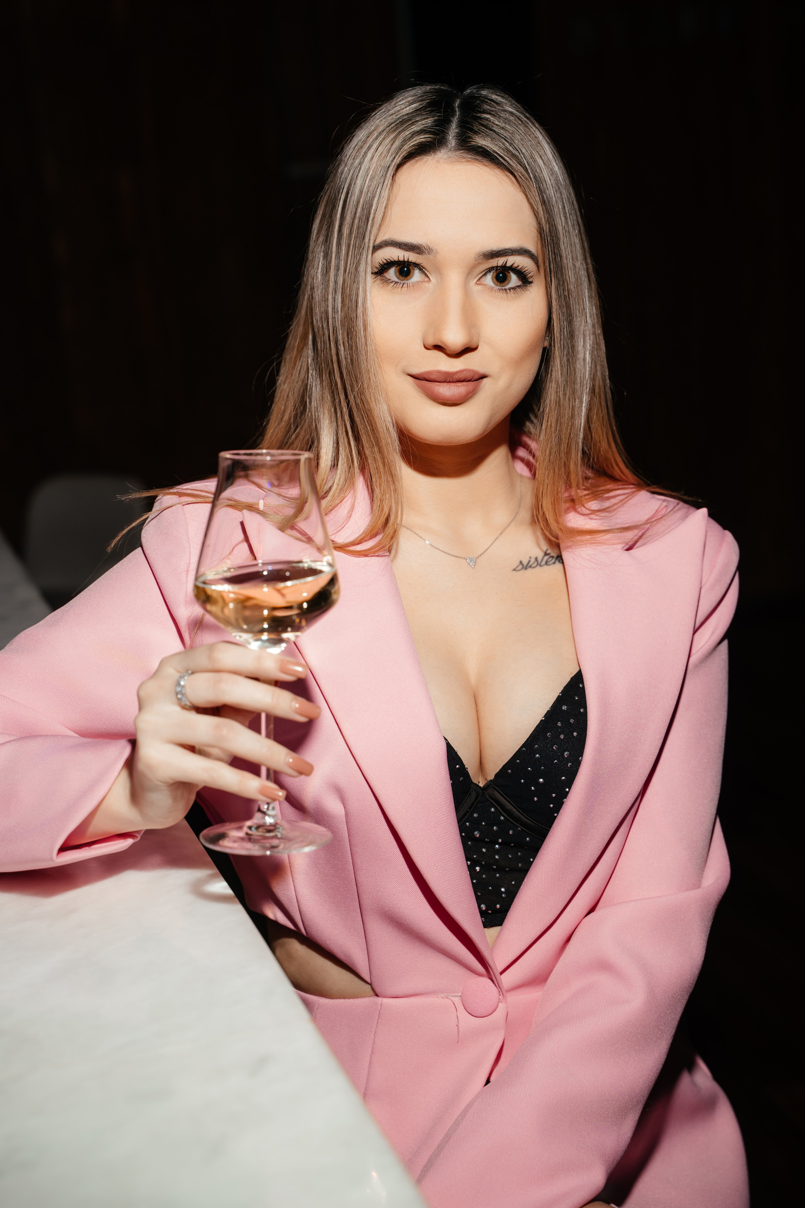 8 марта (суббота). BENUAR Restaurant