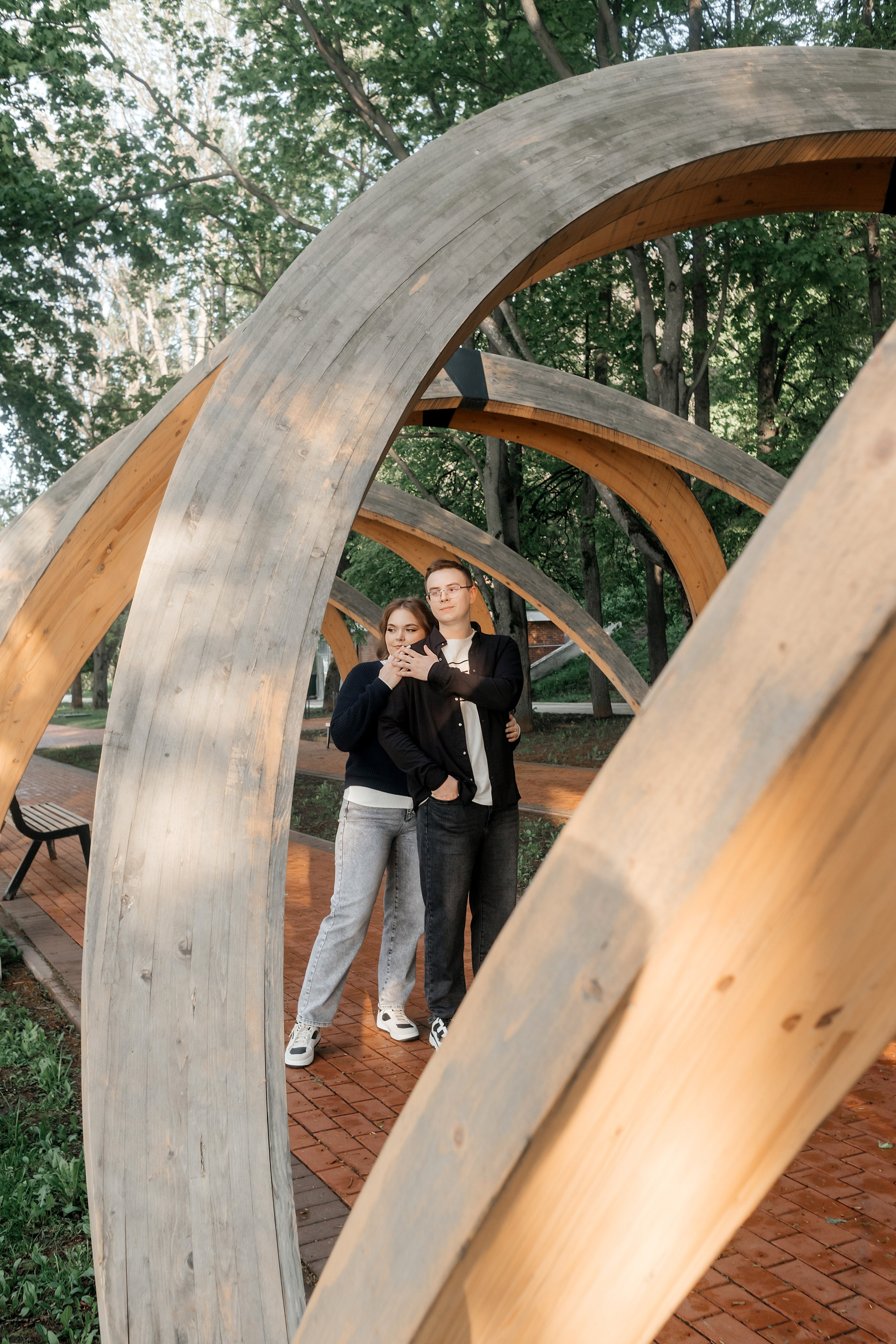 Предсвадебная love story в Александровском саду в Нижнем Новгороде | городская фотосессия. Свадебный фотограф и фотограф Love-Store в Нижнем Новгороде Анастасия