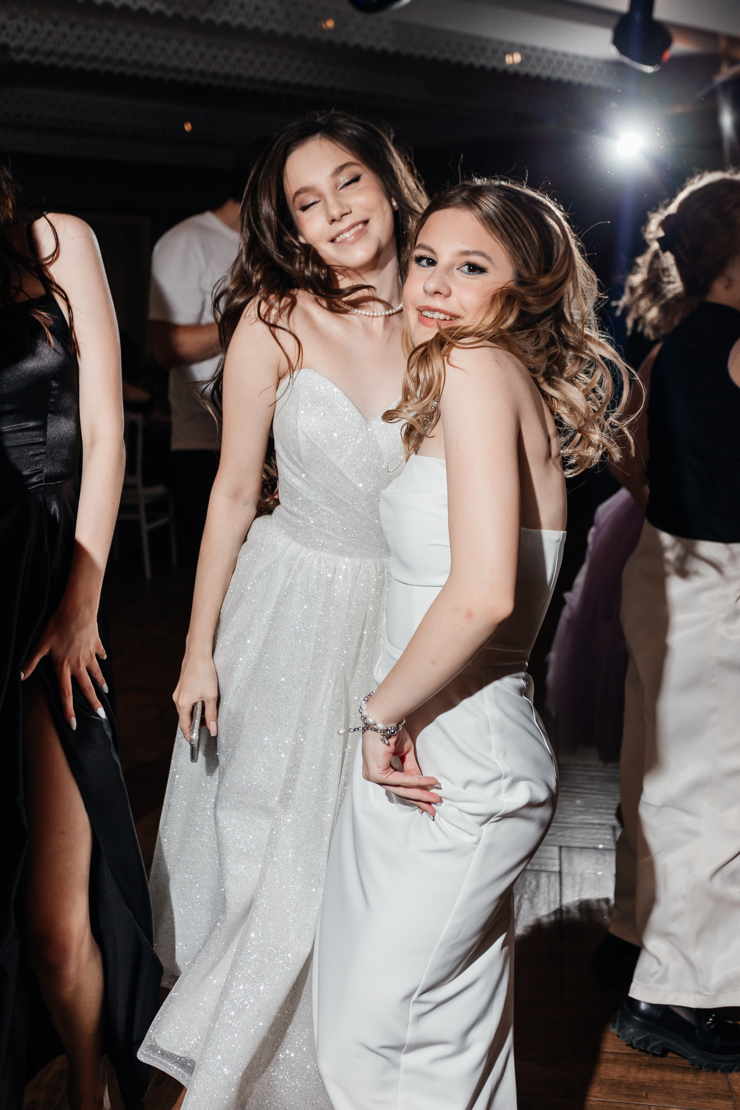 Выпускной 11 «А». Школа № 42. Свадебный фотограф в Краснодаре Николай Крауз