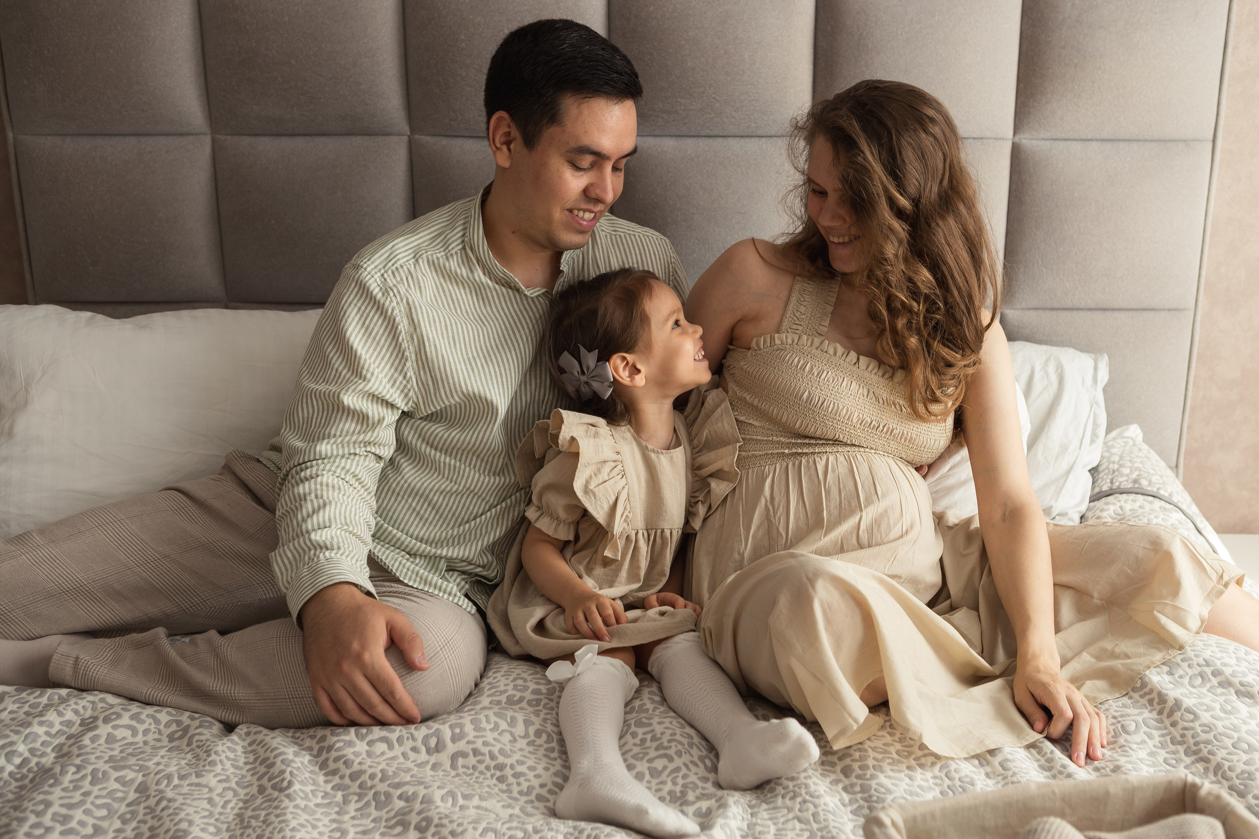 Диана с любимыми. Фотограф в Казани.Снимаю индивидуальные портреты, love story и свадьбы