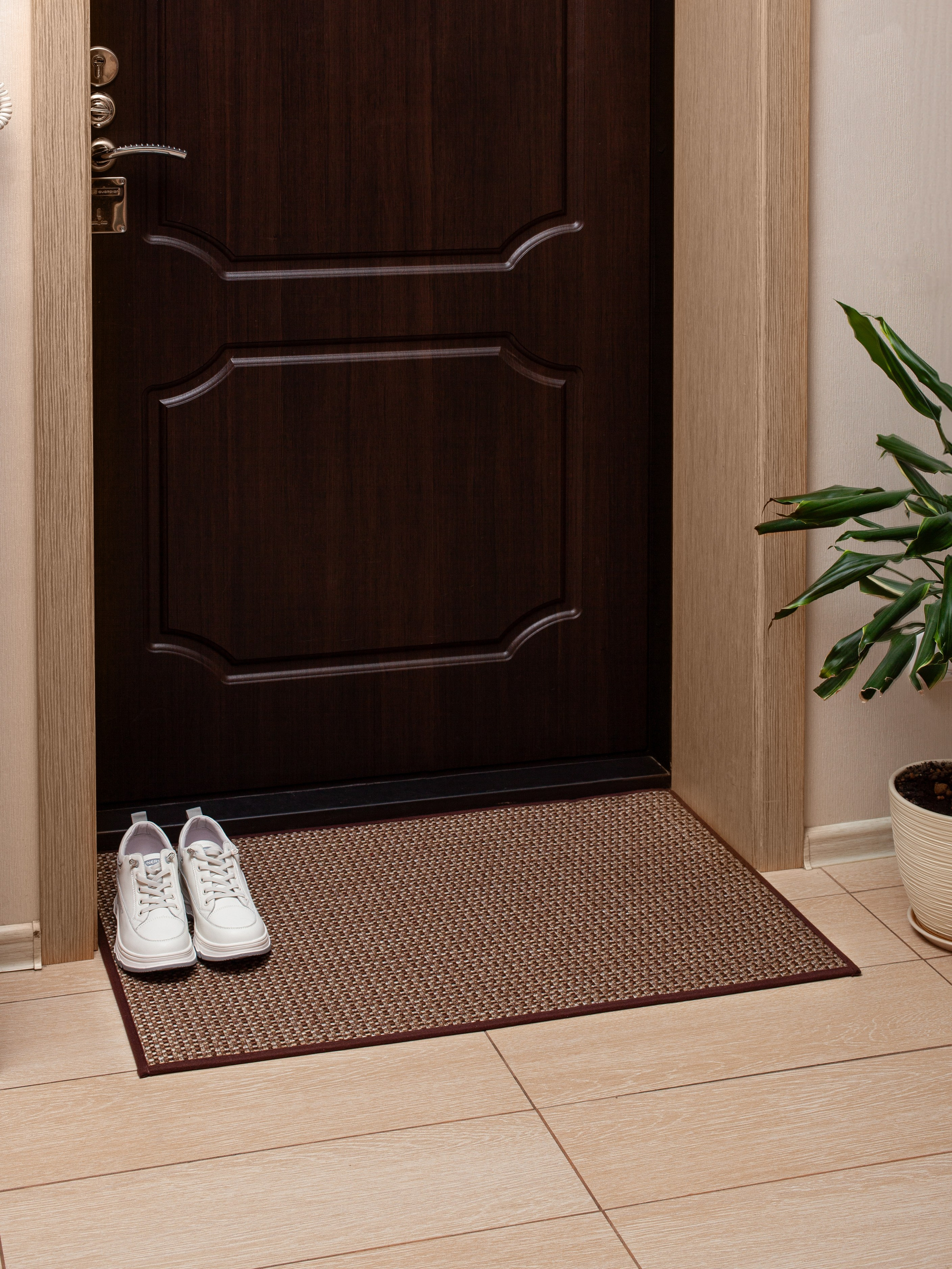 Предметный фотограф Барнаул - Фотосъемка придверного коврика, интерьерная съемка