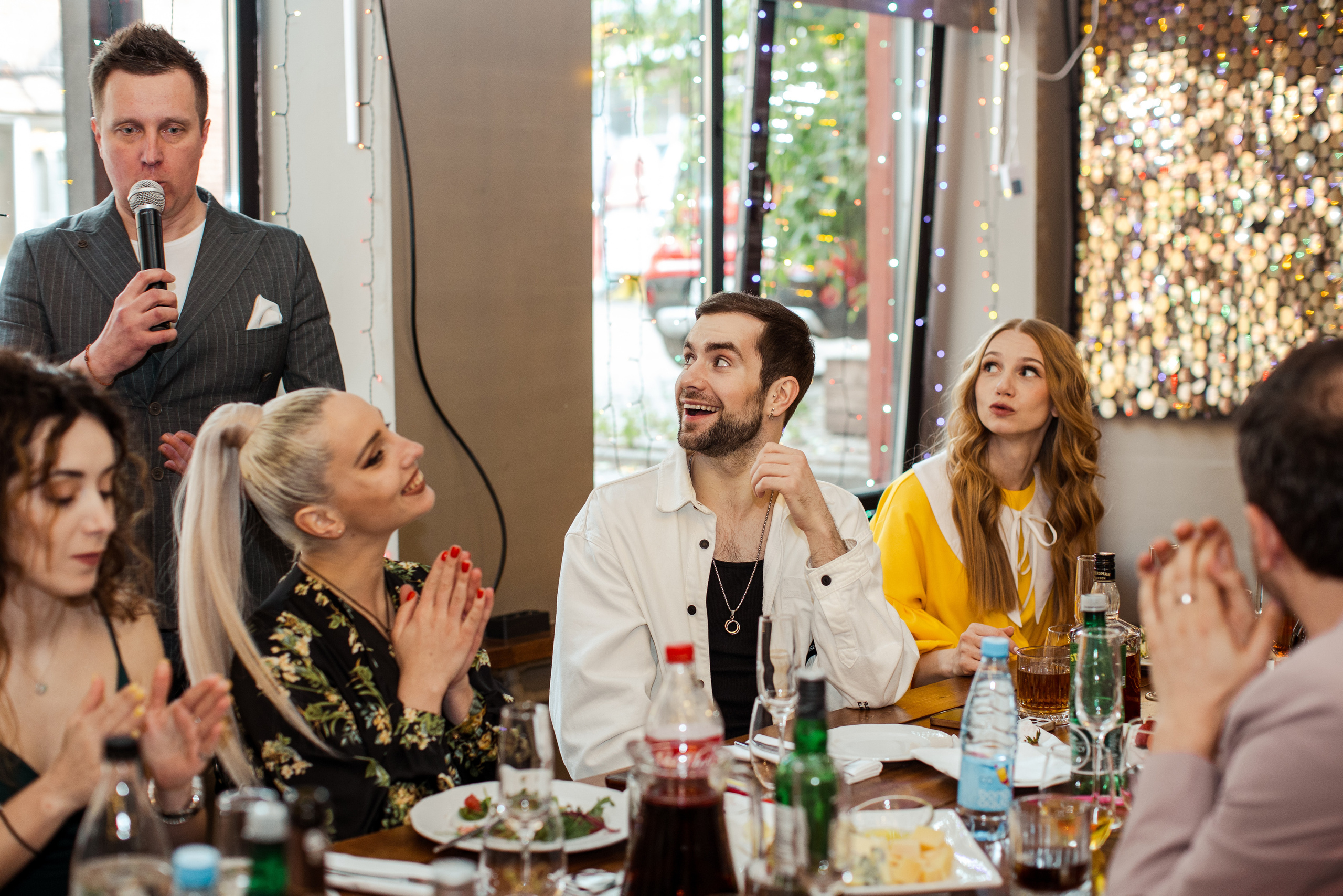 Артём и Индира. Ведущий на свадьбу в Москве Зубков Алексей