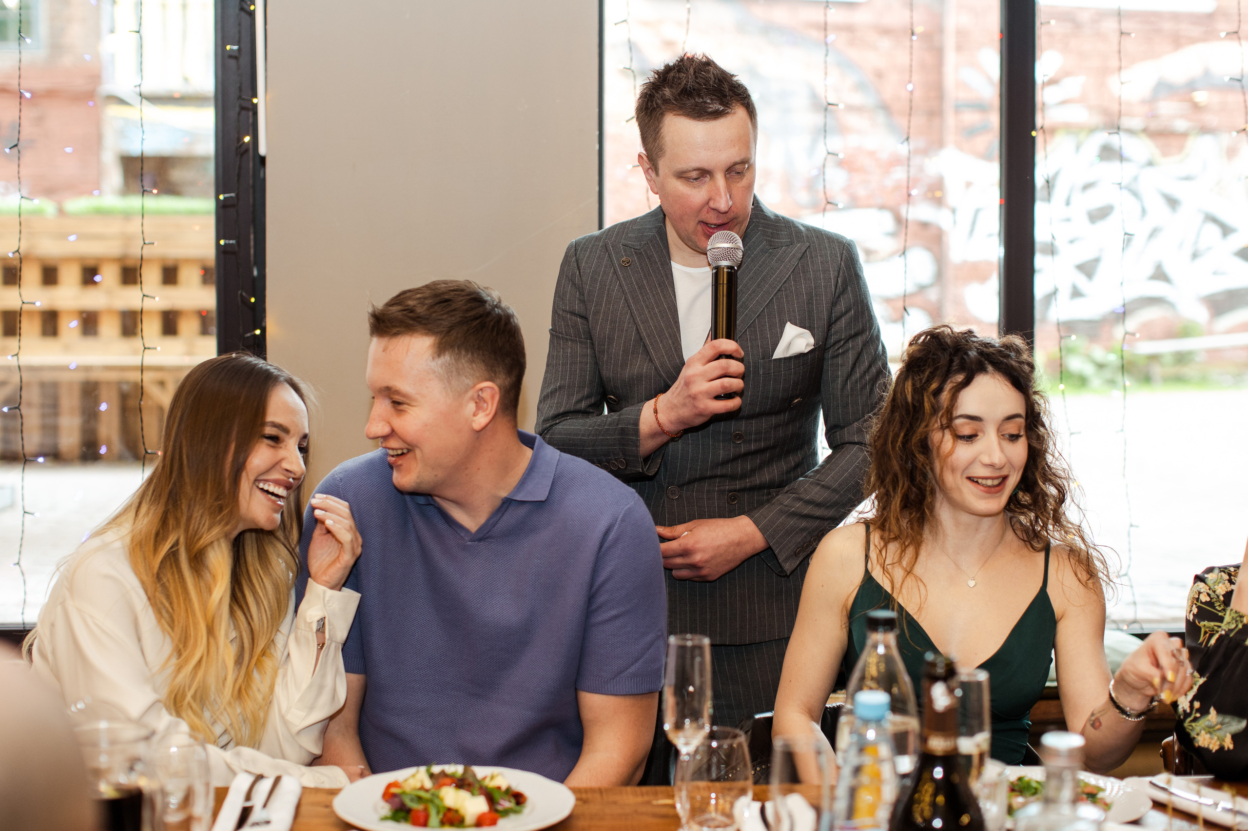 Артём и Индира. Ведущий на свадьбу в Москве Зубков Алексей