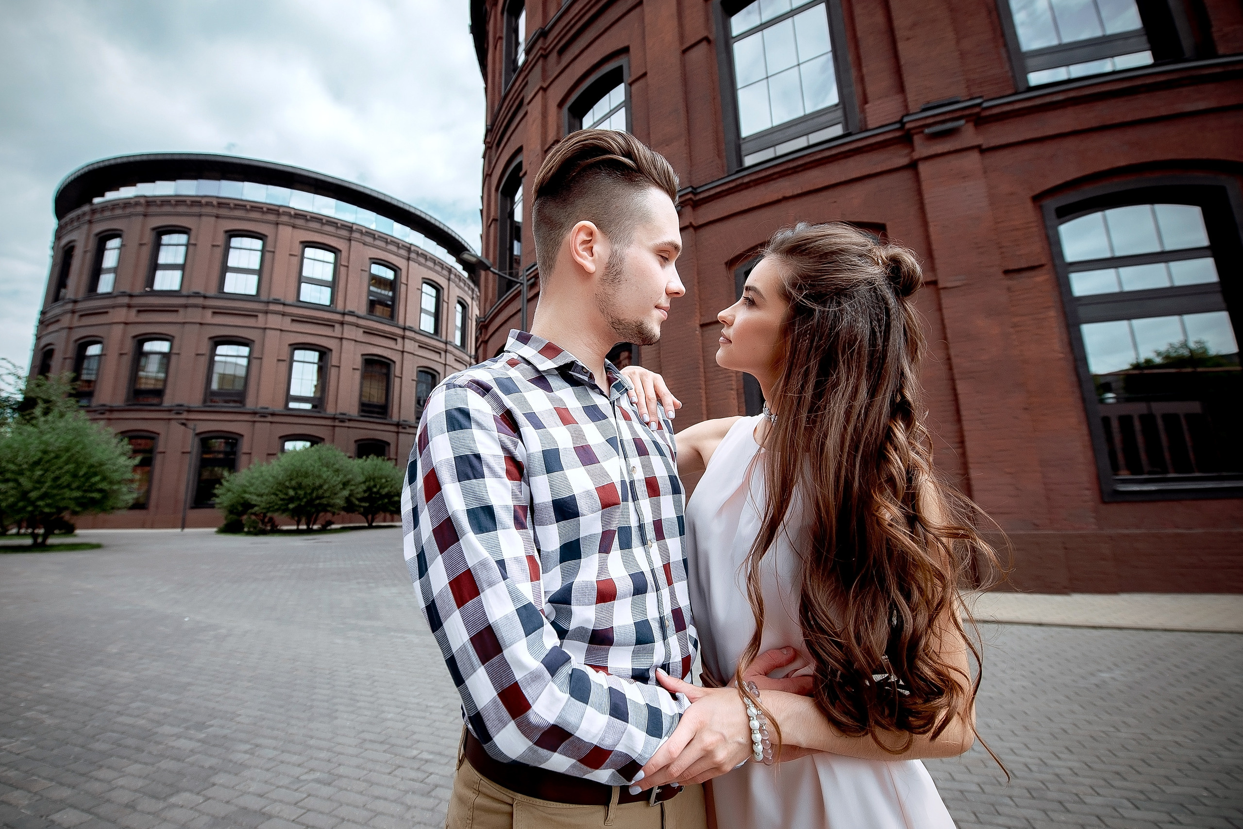 Маша и Вова, Москва, завод Арма. Свадебный и семейный фотограф Виктория Носачёва. Щелково, Москва и МО