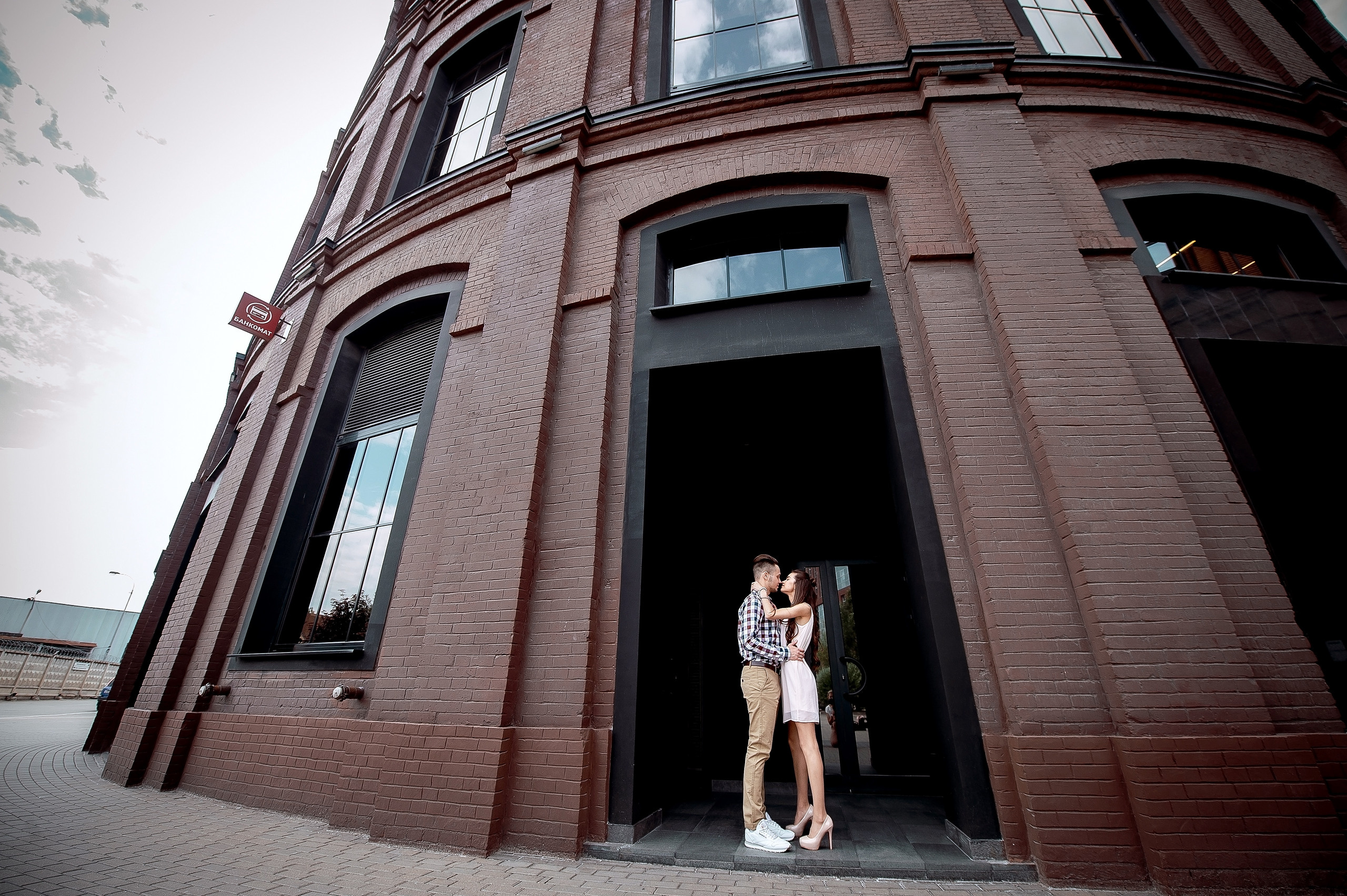 Маша и Вова, Москва, завод Арма. Свадебный и семейный фотограф Виктория Носачёва. Щелково, Москва и МО