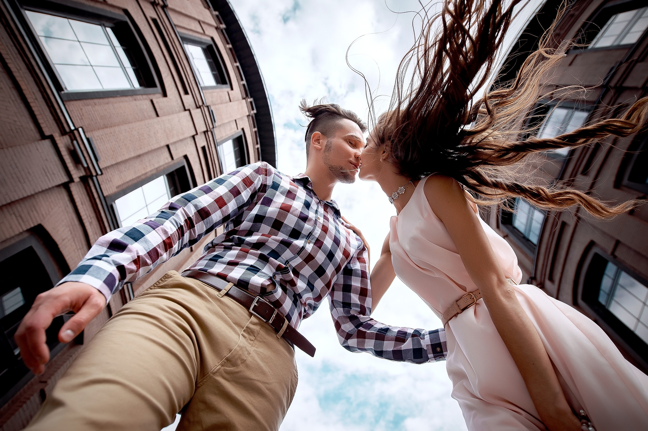 Маша и Вова, Москва, завод Арма. Свадебный и семейный фотограф Виктория Носачёва. Щелково, Москва и МО