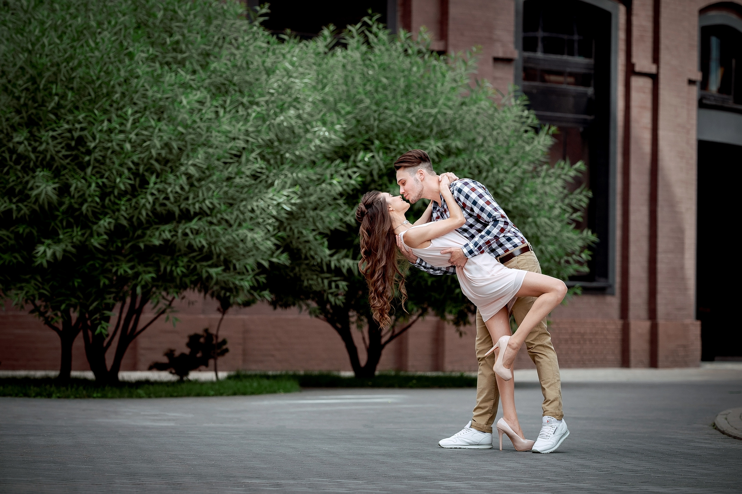 Маша и Вова, Москва, завод Арма. Свадебный и семейный фотограф Виктория Носачёва. Щелково, Москва и МО