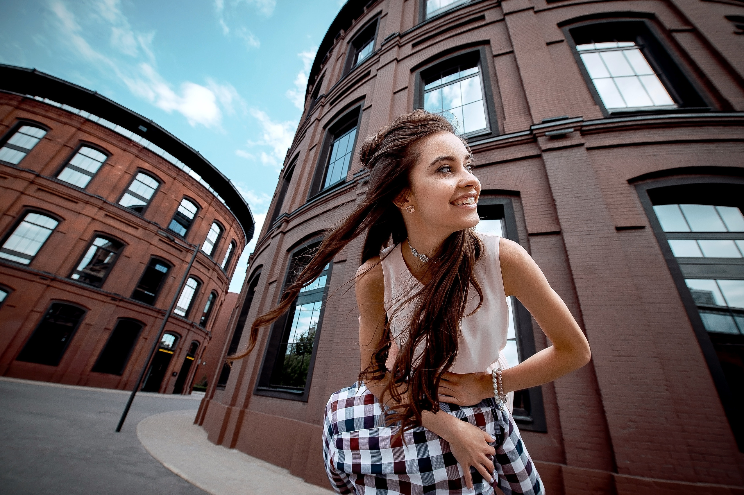 Маша и Вова, Москва, завод Арма. Свадебный и семейный фотограф Виктория Носачёва. Щелково, Москва и МО