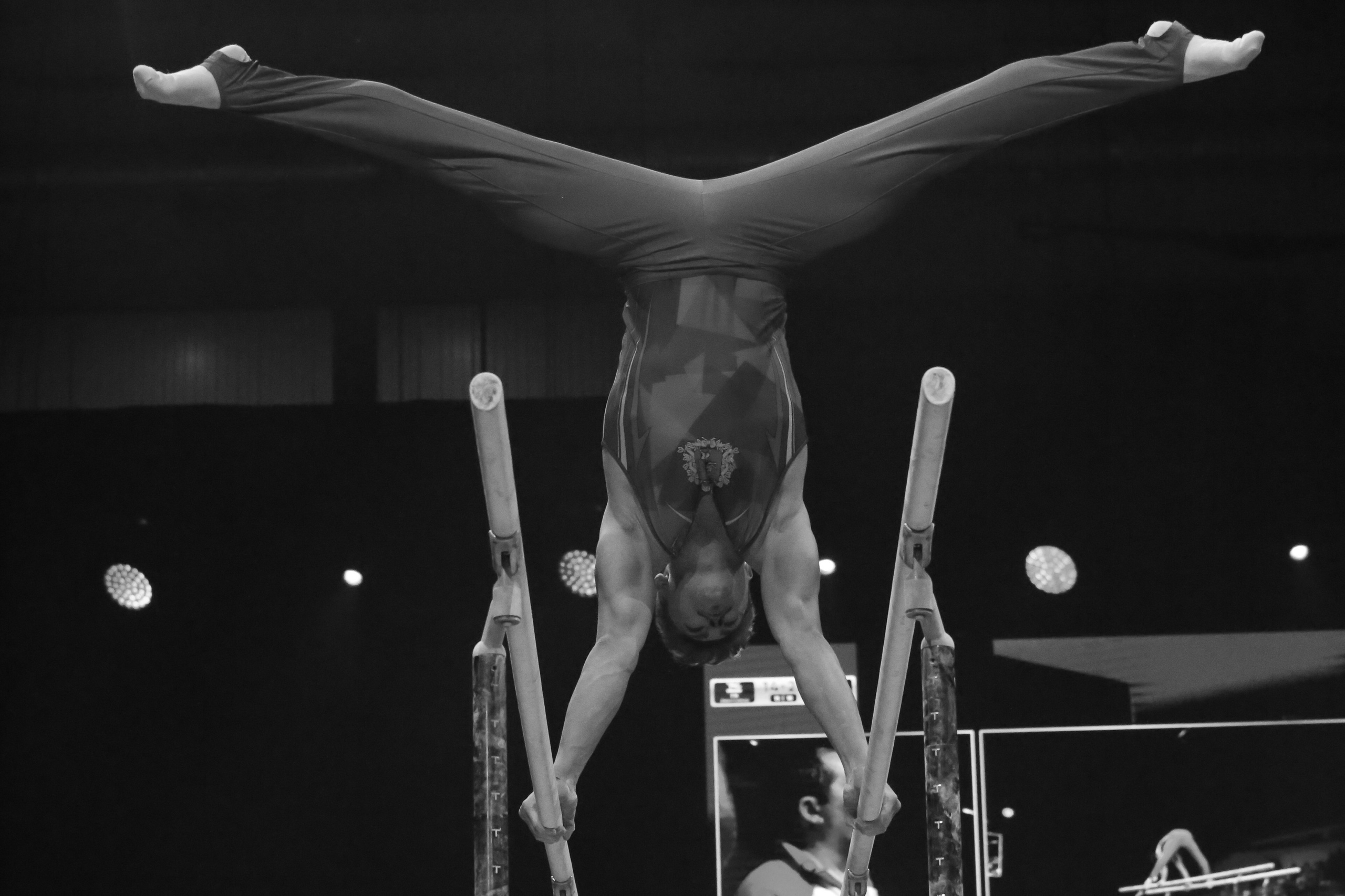 «Спорт через объектив: история в каждом снимке!»