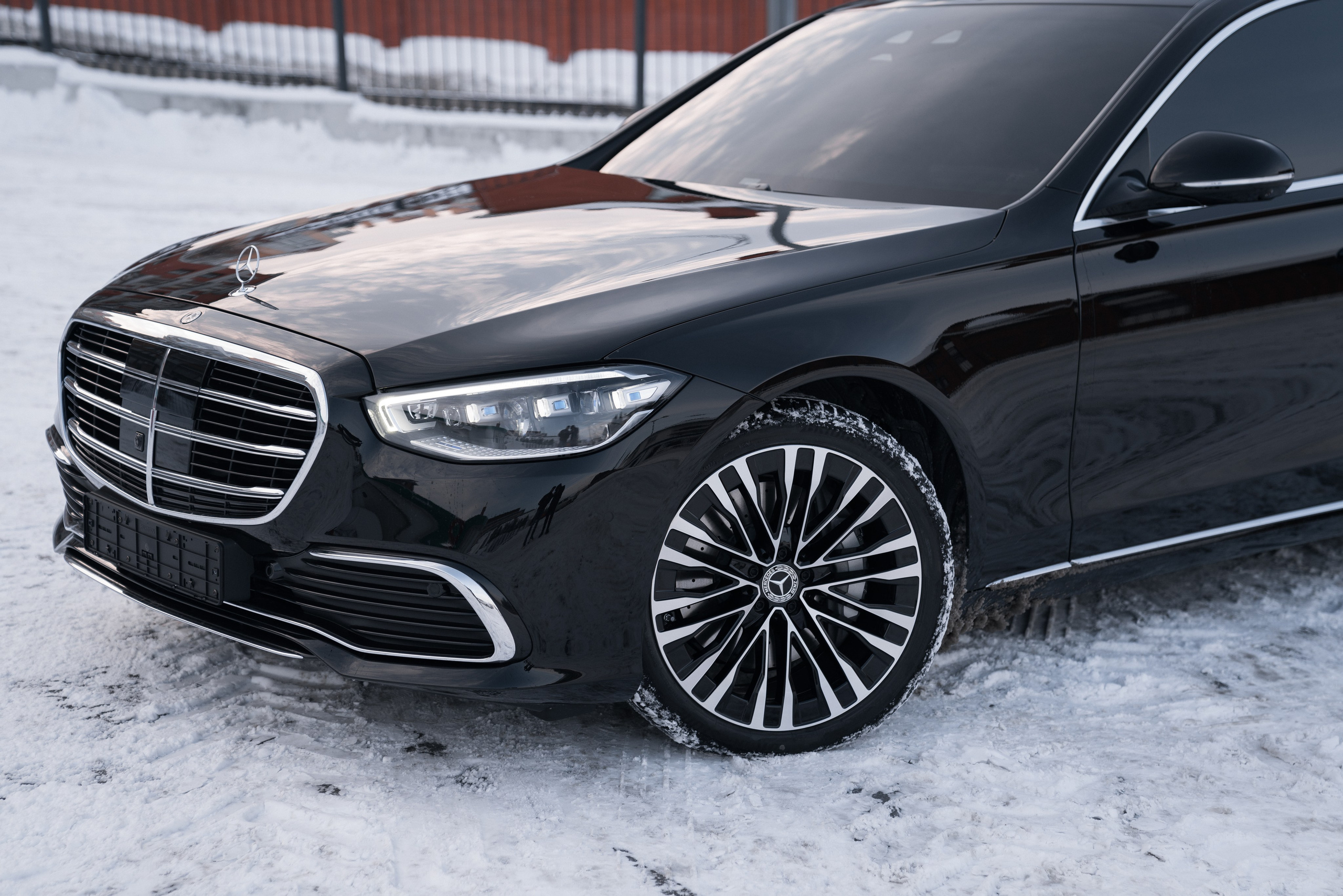 Mercedes-Benz S450. Идеальные портреты для соцсетей — Фотограф Ленар