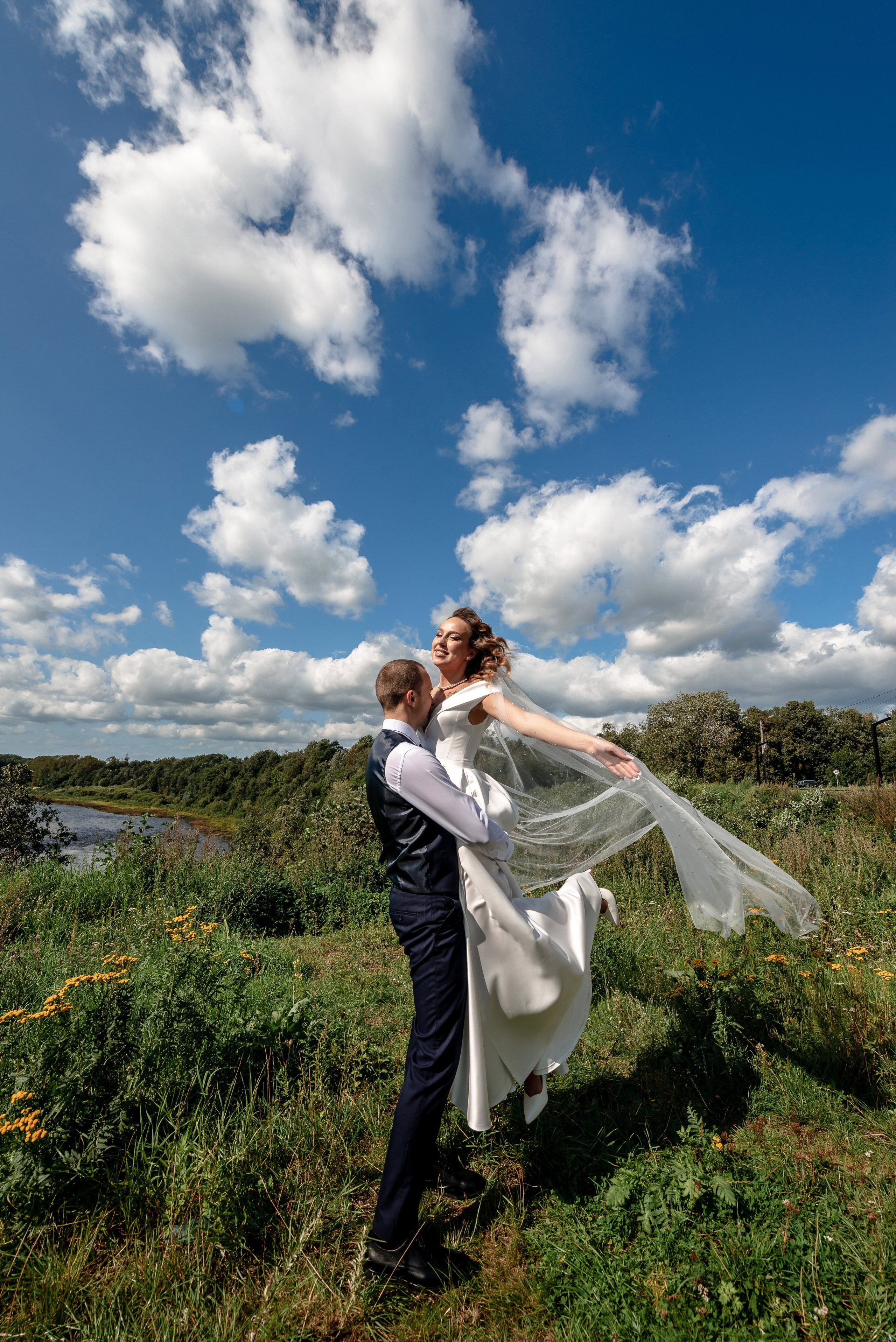 Людмила и Михаил (свадебная прогулка и регистрация в г. Кингисеппе). Портретный, семейный и свадебный фотограф в Санкт-Петербурге и в Пушкине Ширяев Денис