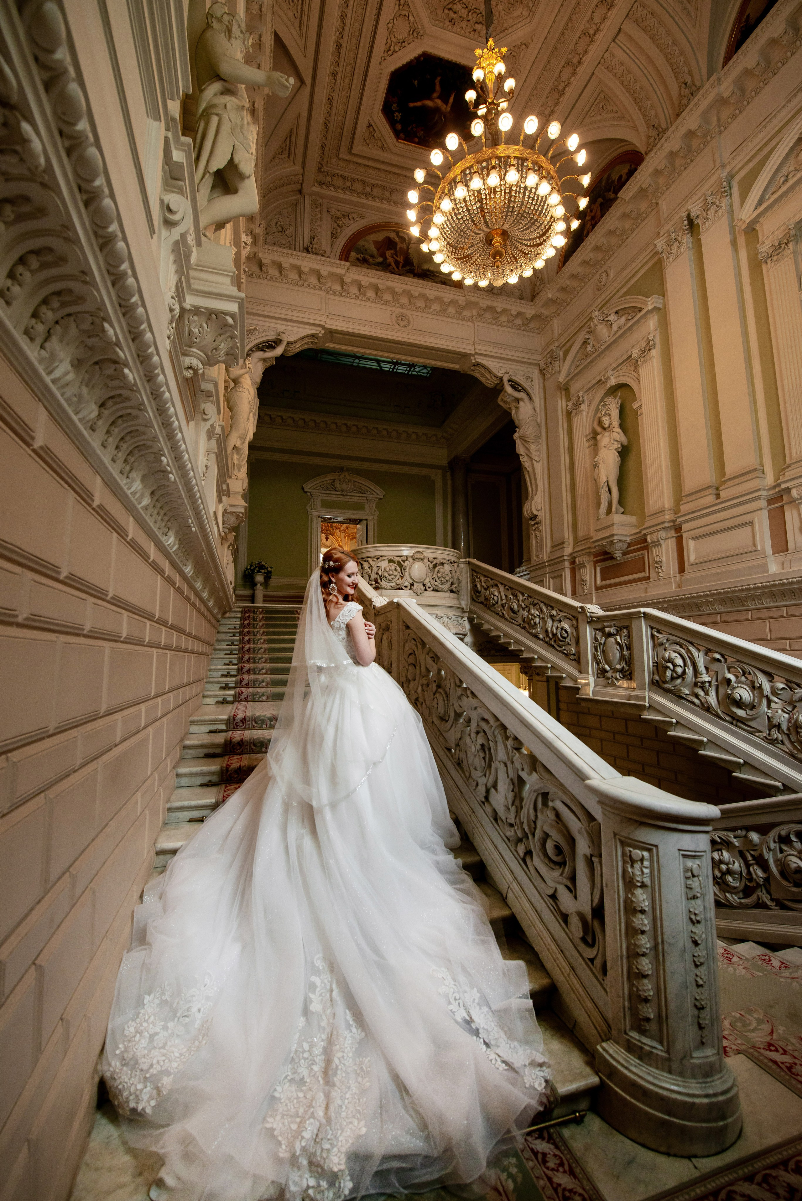 Екатерина и Алексей (свадебная фотосессия в Эрмитаже и Первом Дворце Бракосочетания на Английской набережной 28). Портретный, семейный и свадебный фотограф в Санкт-Петербурге и в Пушкине Ширяев Денис