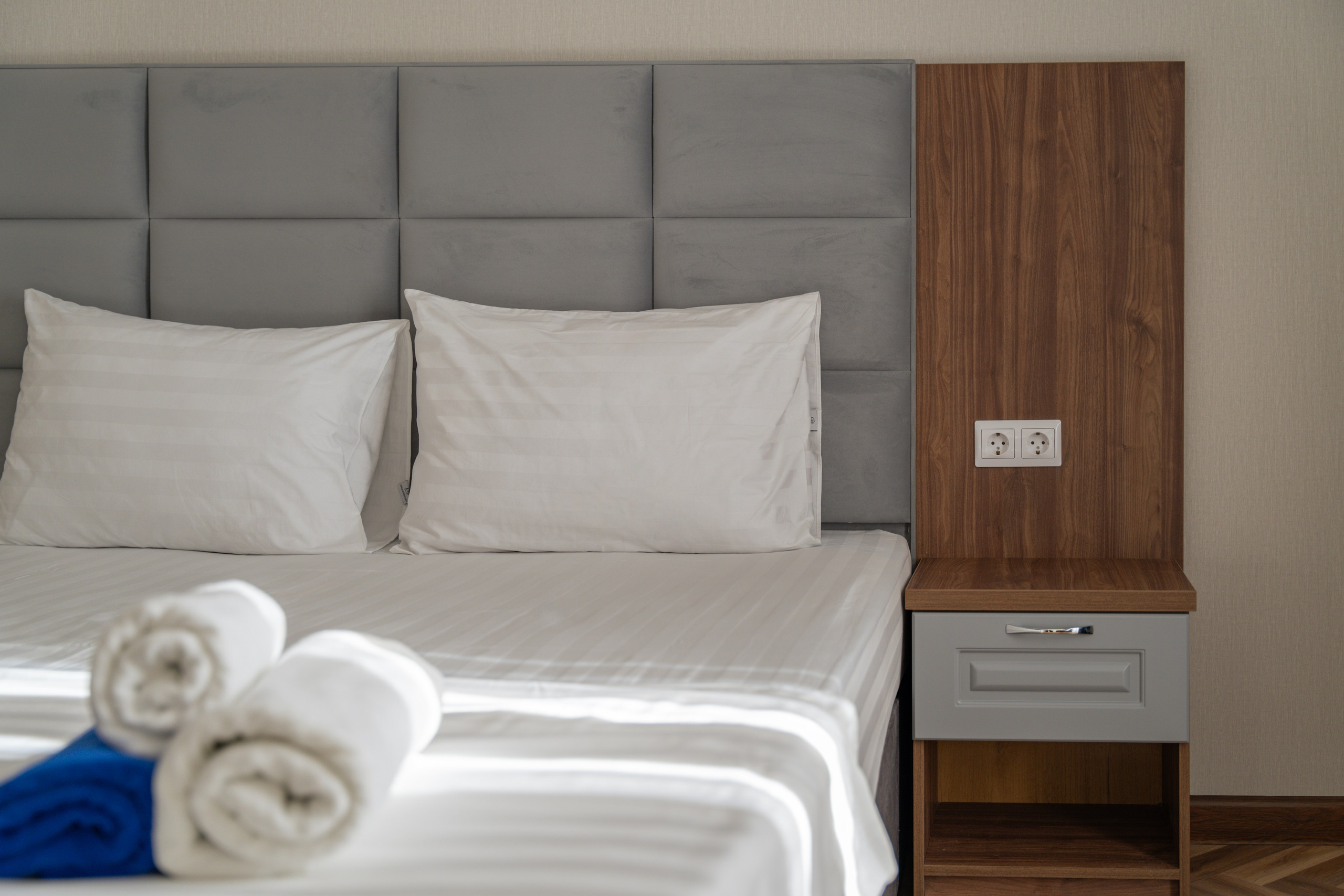 Грейс Бриз. Главная