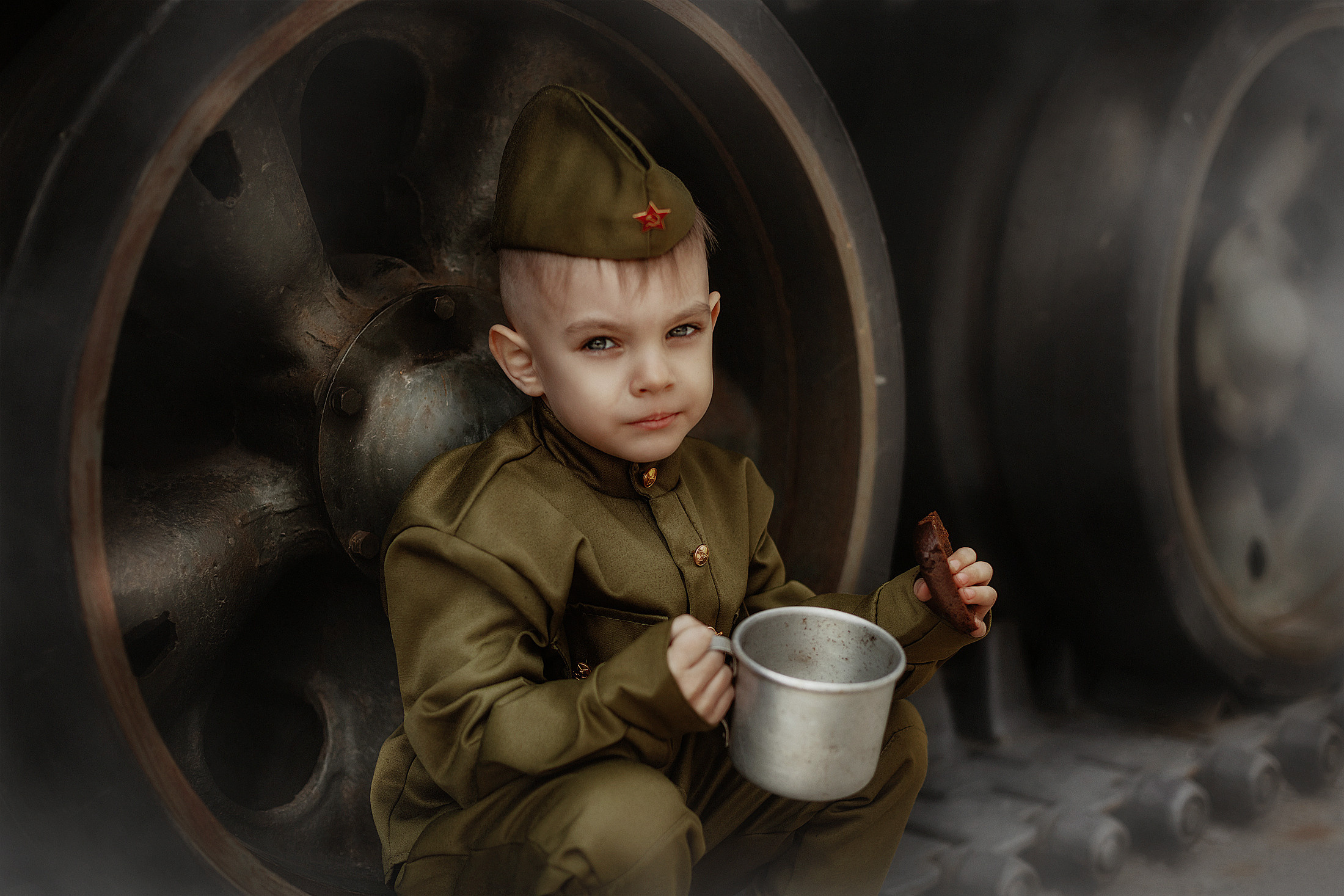 Съёмка ко Дню Победы для Алины. Фотограф в Санкт-Петербурге и Ленинградской области Катя Нугу