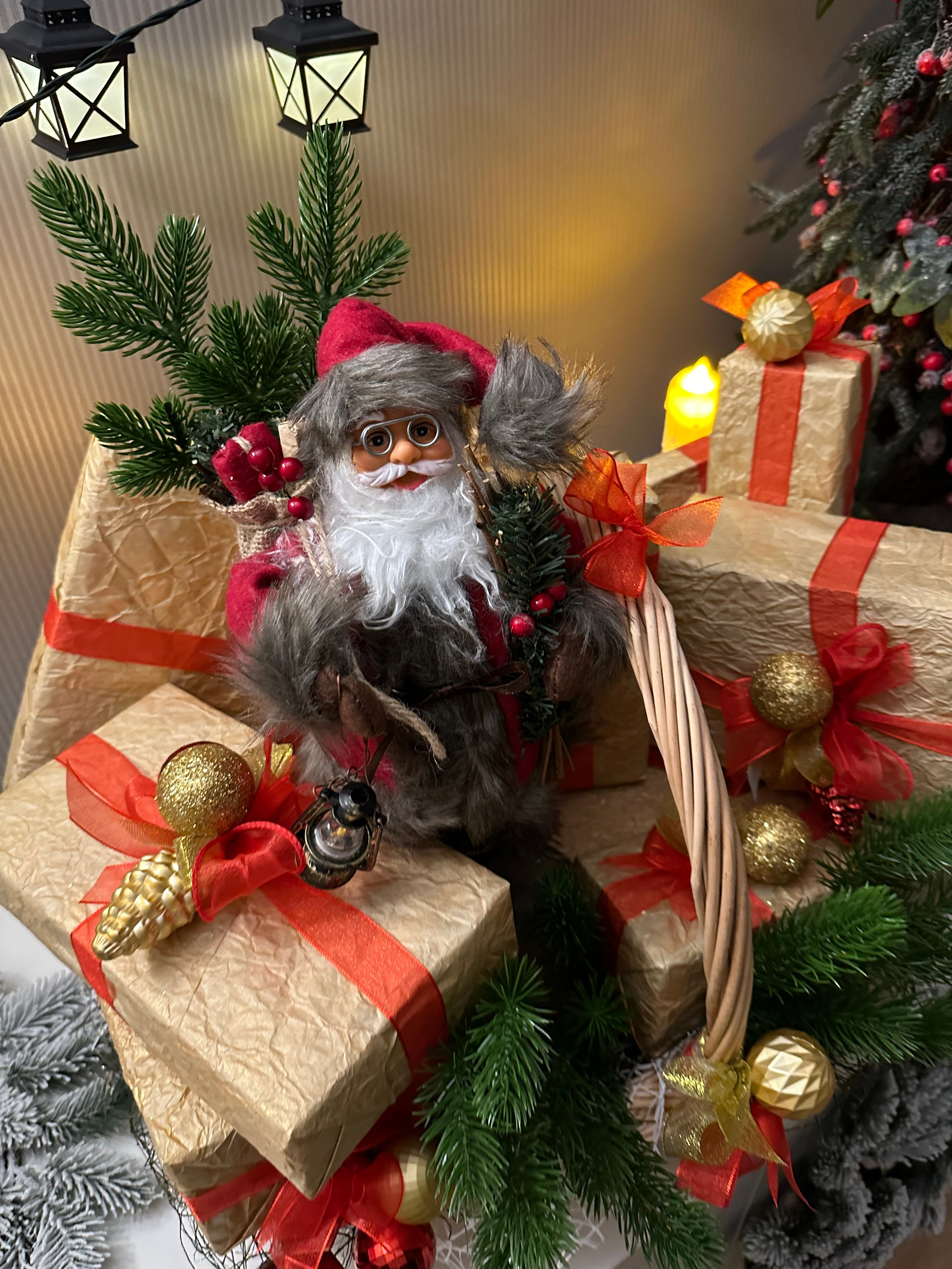 Новогодняя корзина. Студия подарочных наборов «Владия»