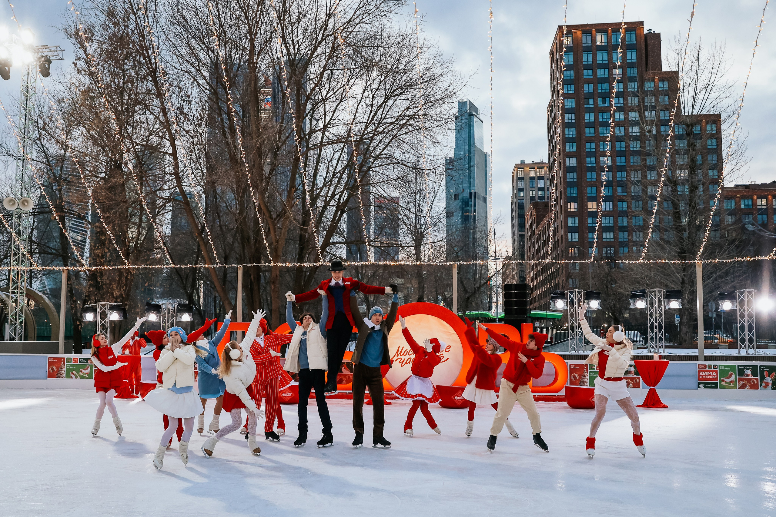 Ледовое шоу Сити каток Московское Чаепитие. Фотограф и видеограф Анна Домашенко
