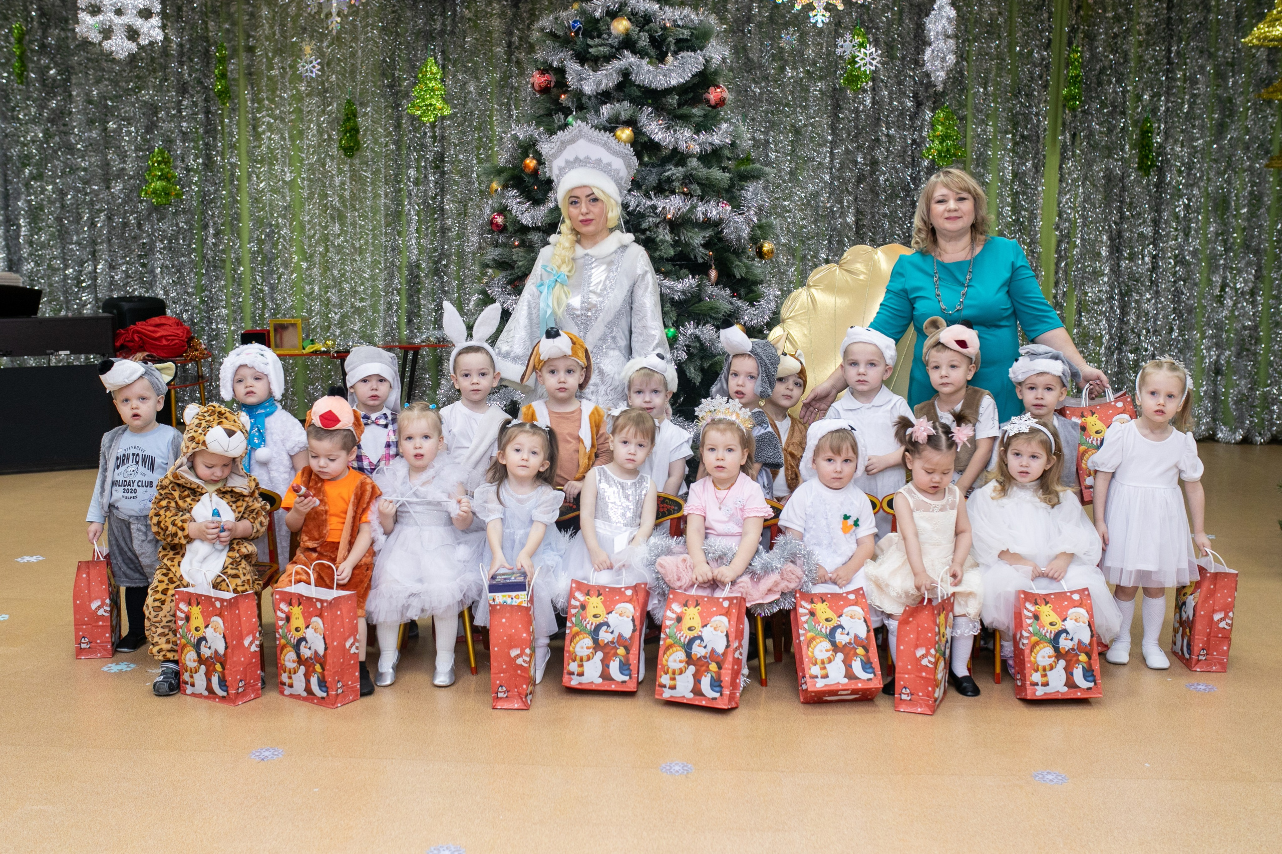 Жаконя д-с 490 Ясли новогодний утренник. Фотограф в Новосибирске Ася Зверева