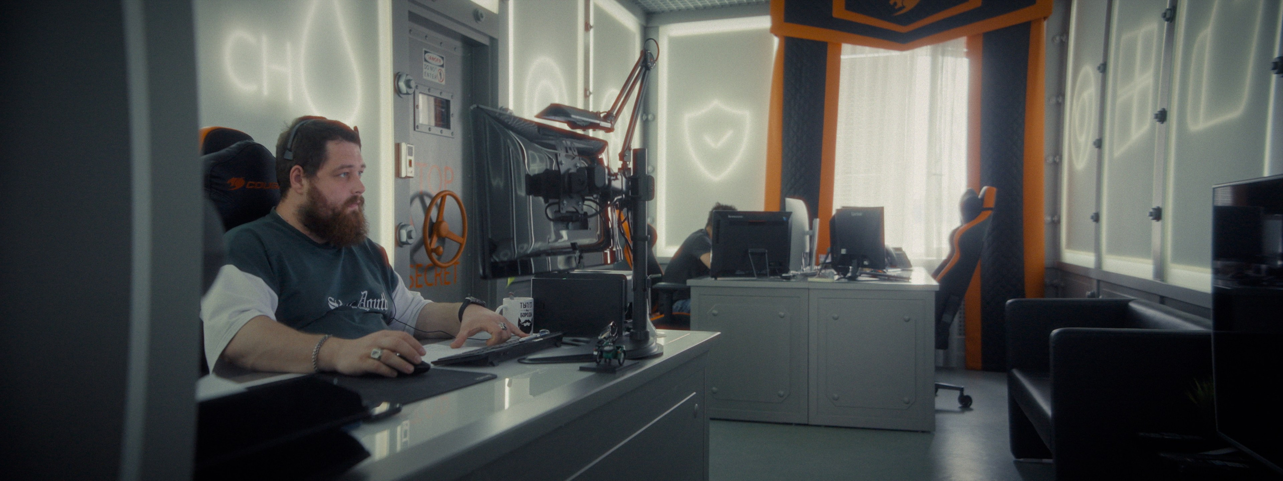 СНХТ группа компаний (promo). Цветокоррекция видео онлайн Иван Сержанов