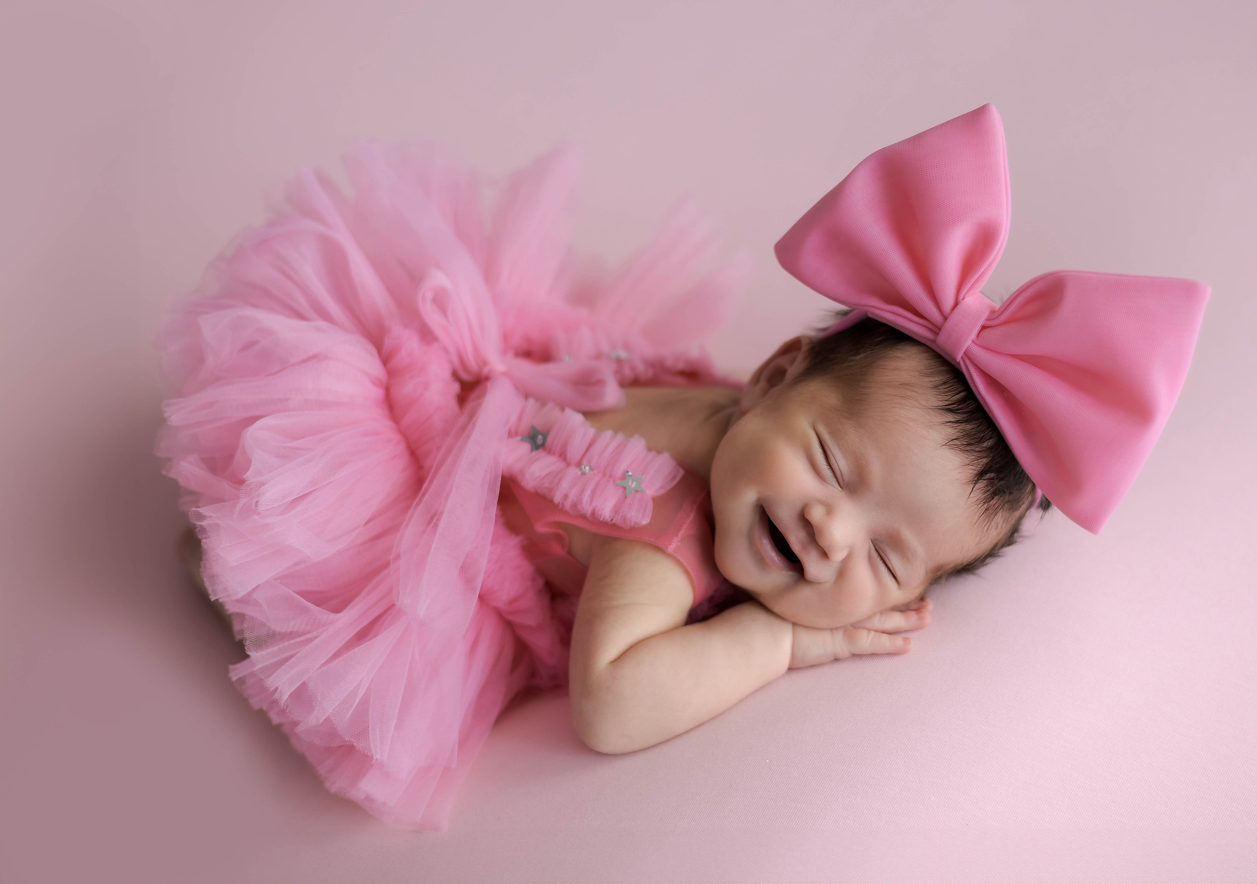 Newborn девочки. Главная