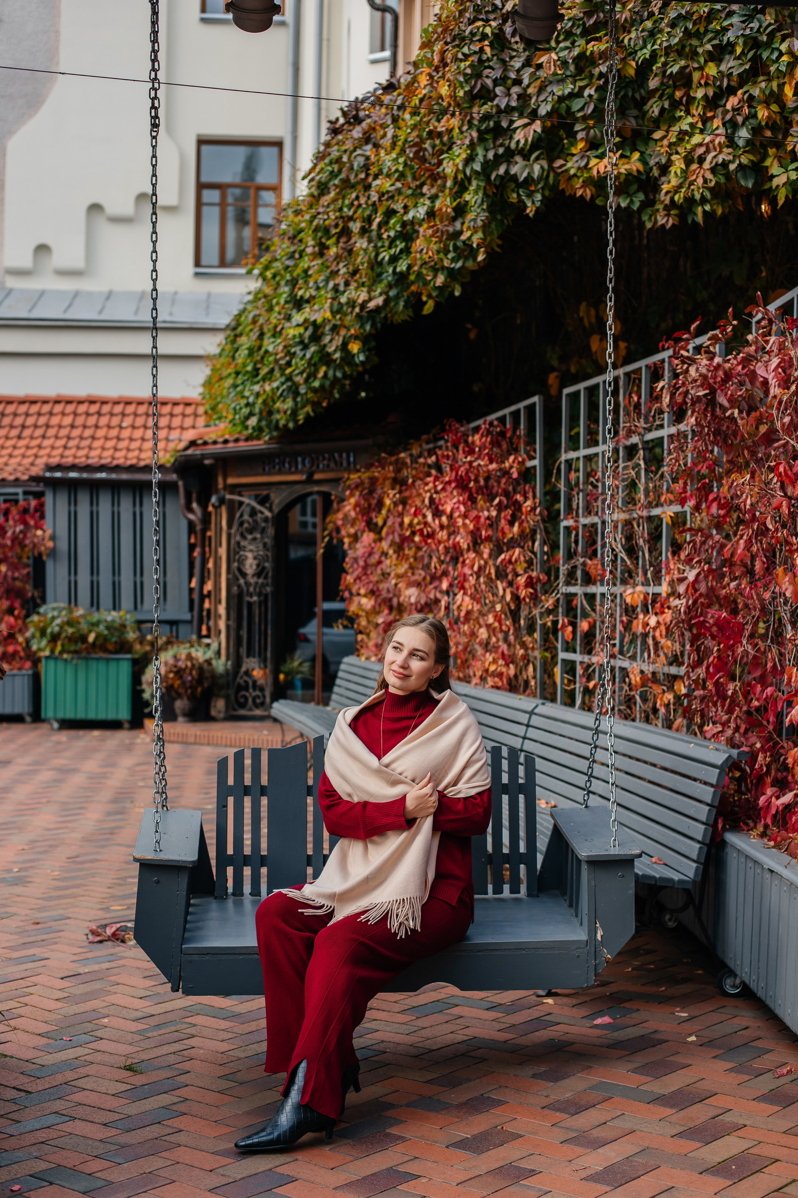 Дворик. Анастасия Давыдова