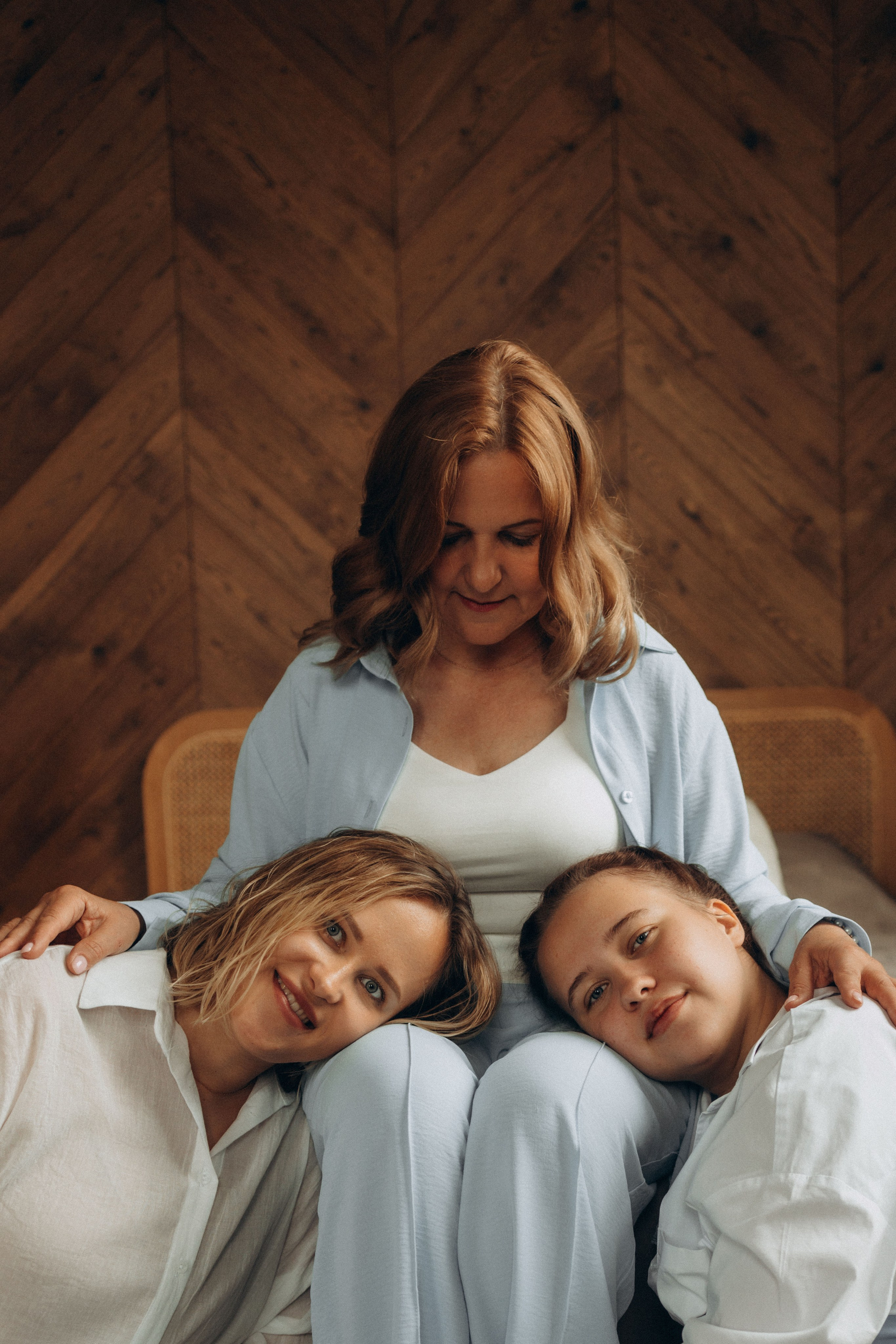 Семейная история в студии. Семейный и женский фотограф в Москве Коновалова Олеся