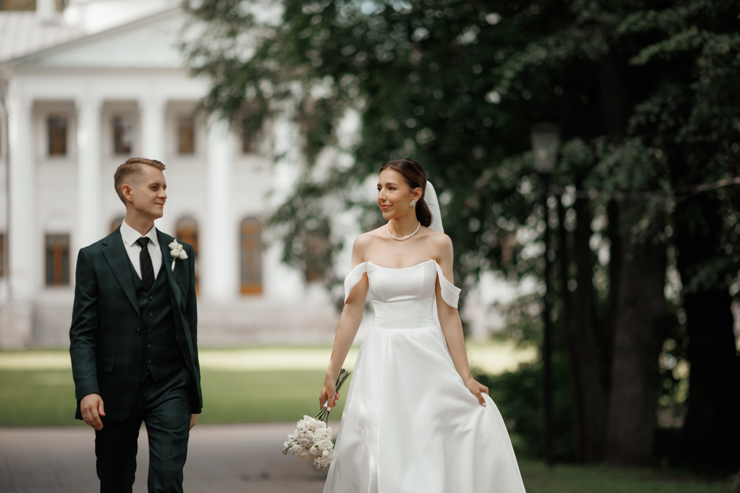 Регистрация в отеле Fish Point, ЗАГС Бутово, прогулка в Остафьево. Свадебный и репортажный фотограф (Москва, Королев и другие)