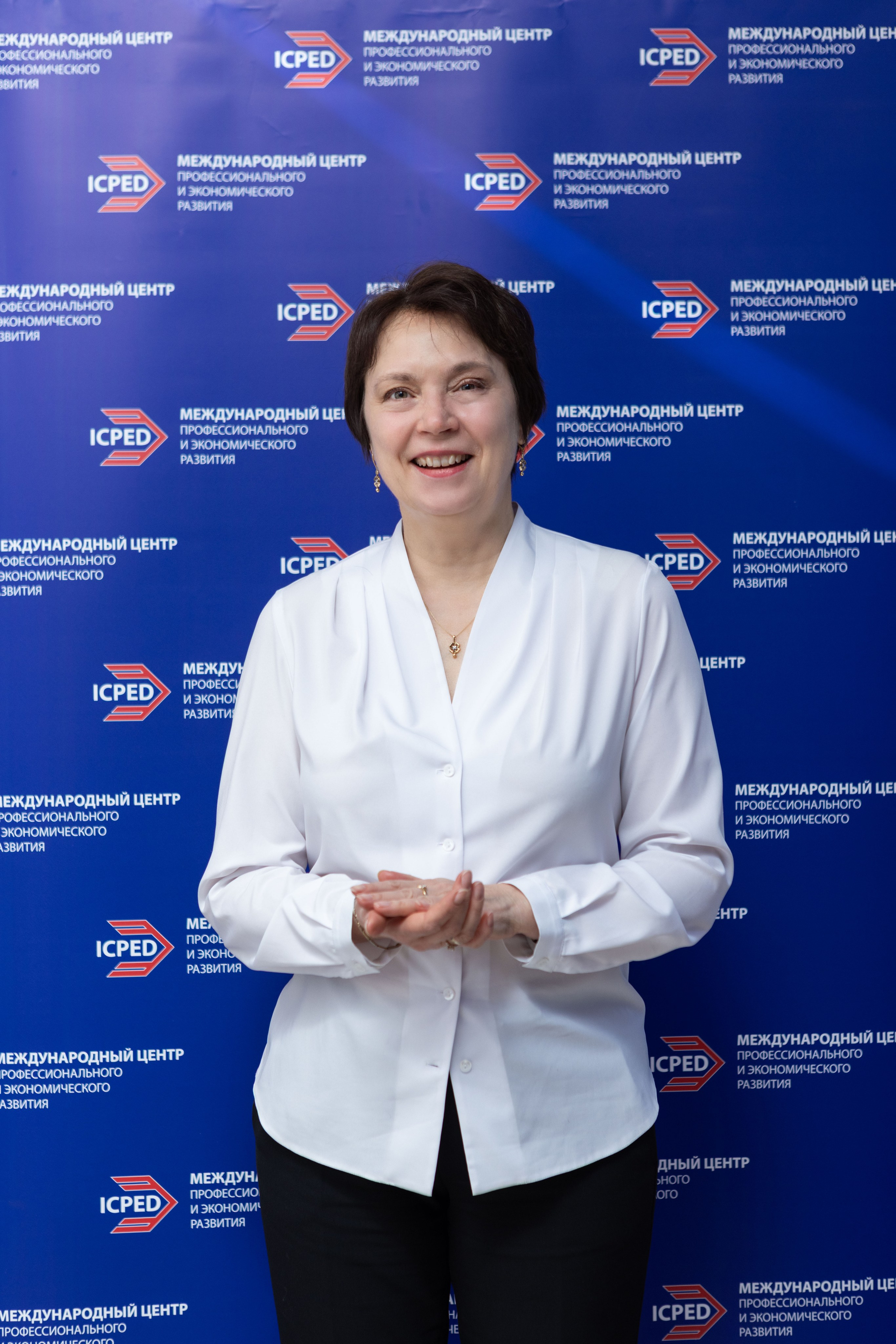 Конференция — земельно-имущественные отношения. Рекламный, предметный, репортажный, семейный фотограф и художник в Москве