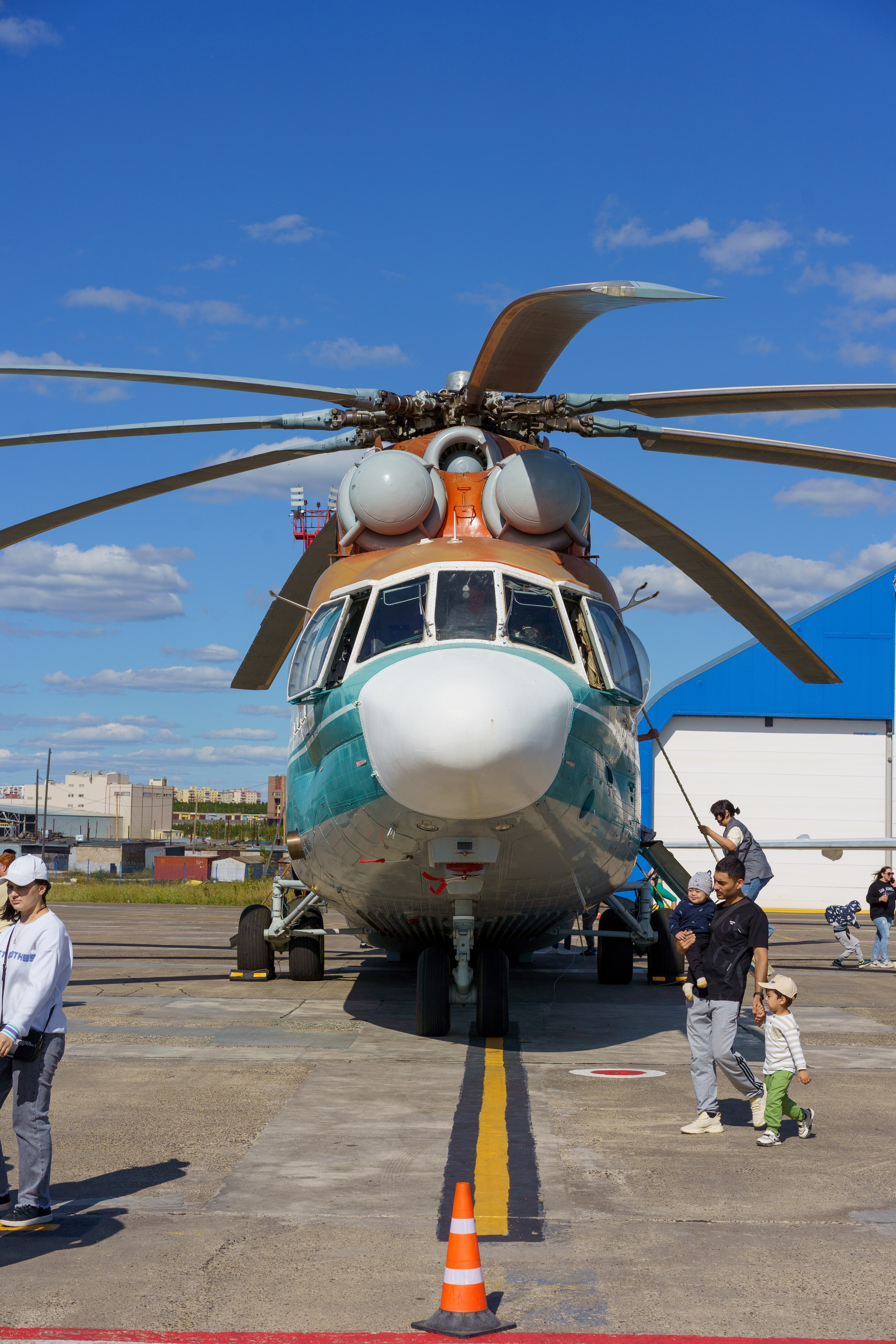 День Авиации в Мирном. Фотограф Григорий ИФтодий