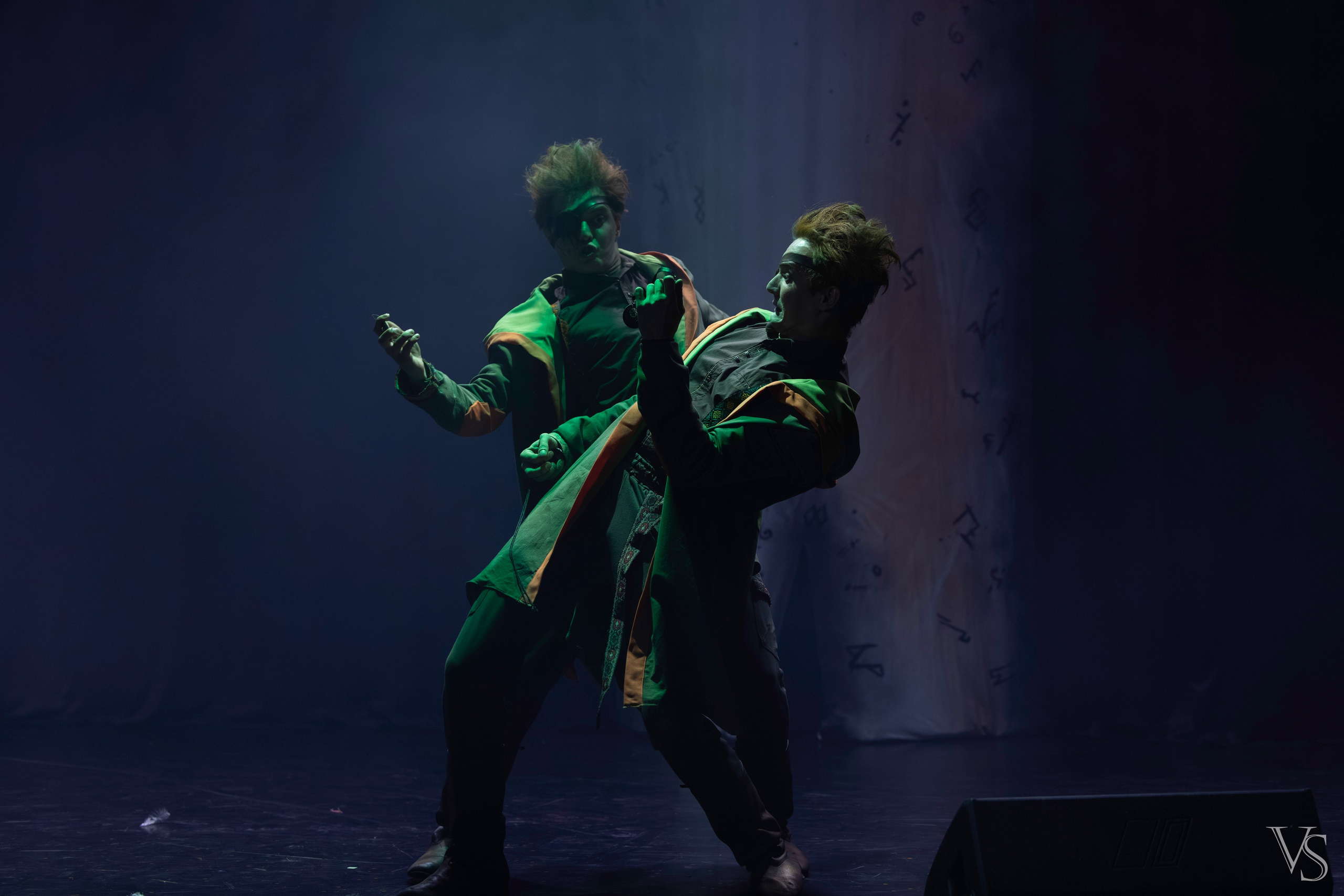 Книга стихий 25.01. Фотограф Виктор Степанов