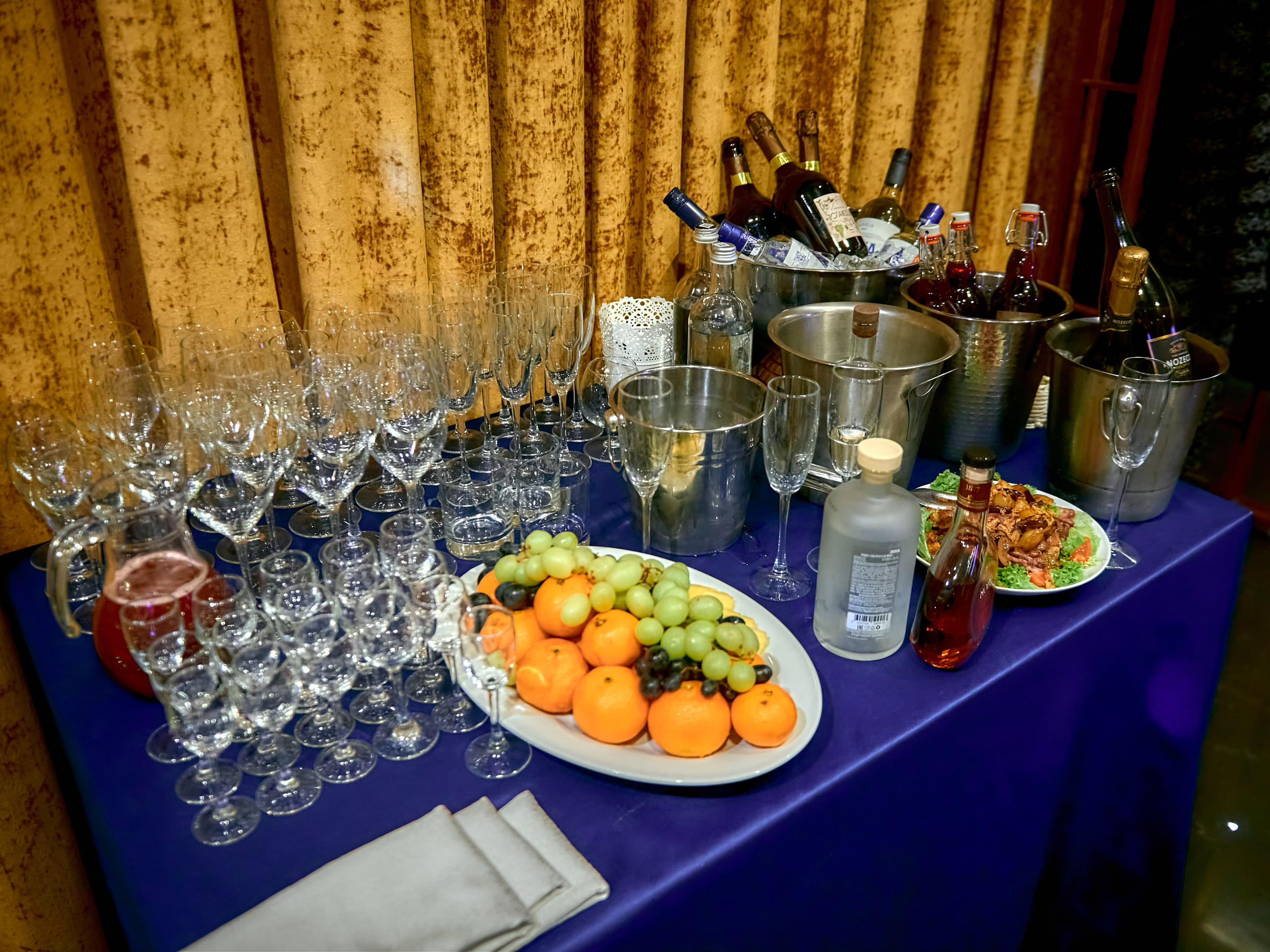 Юбилей в г. Пушкин, Певческая башня. Свадебный фотограф, видеограф, рилсмейкер в Санкт-Петербурге и Москве