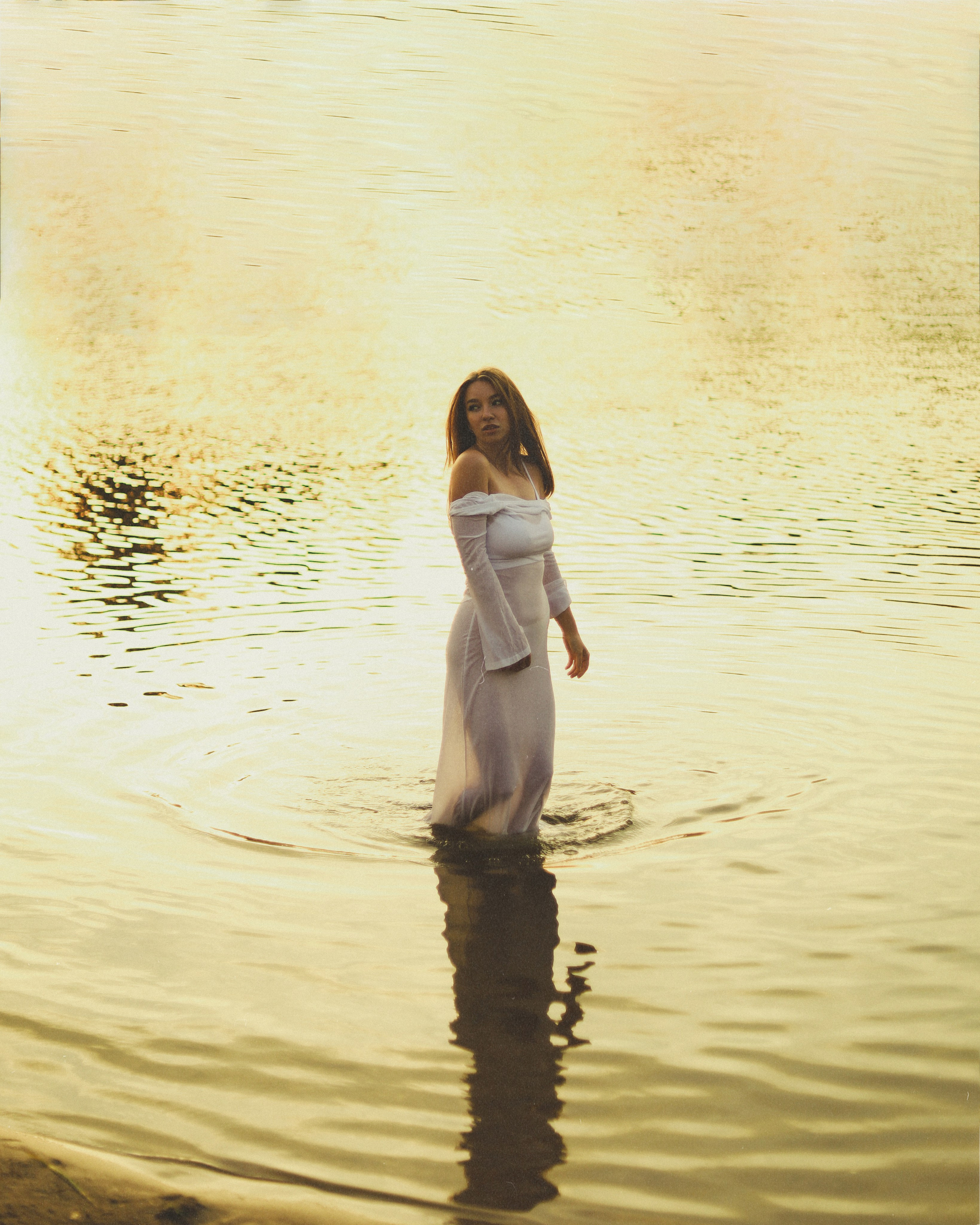 Sunrise. Sun Betty — кинофотограф Элизабет