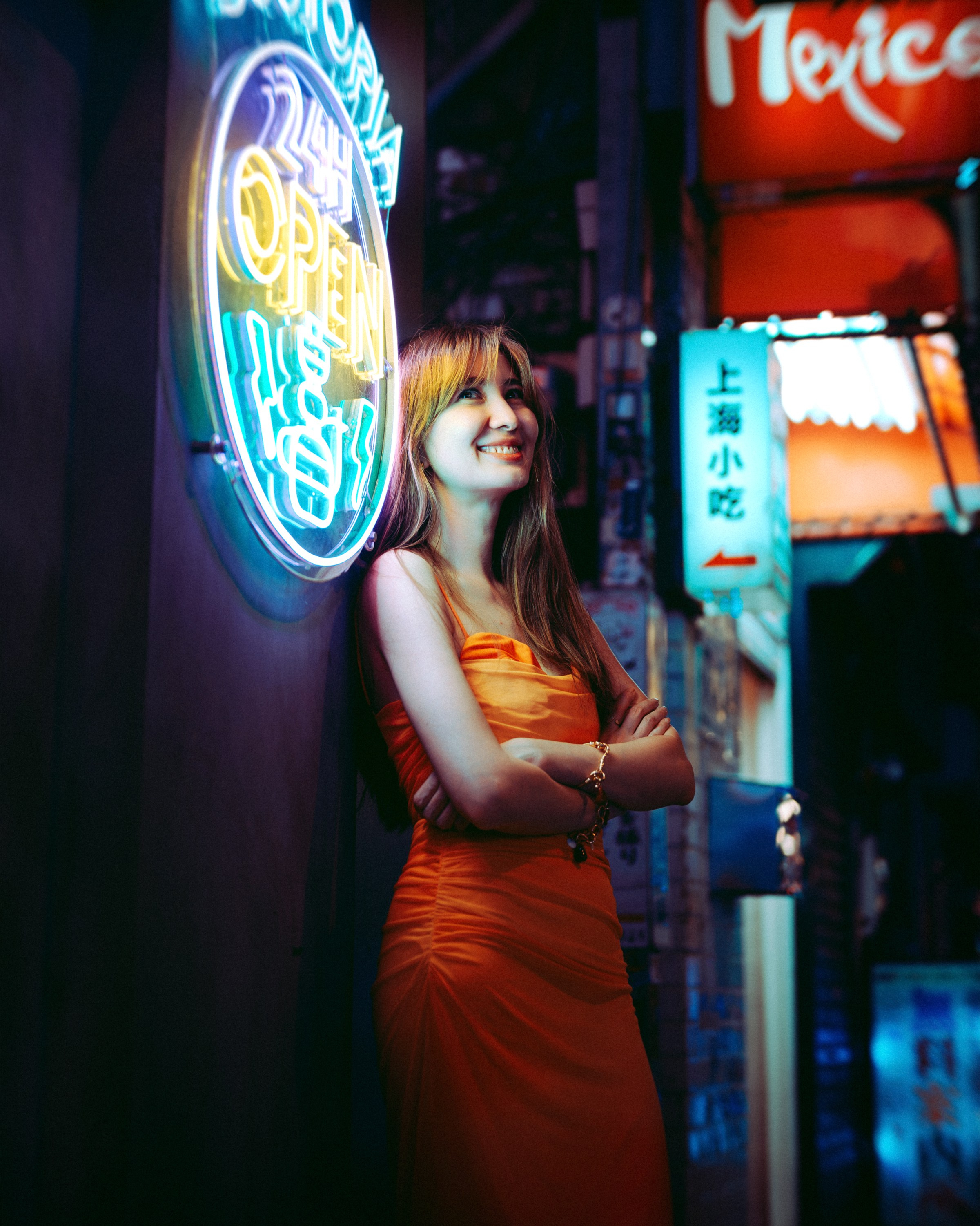 Dana. Photographer in Tokyo Anatolii Ozarto