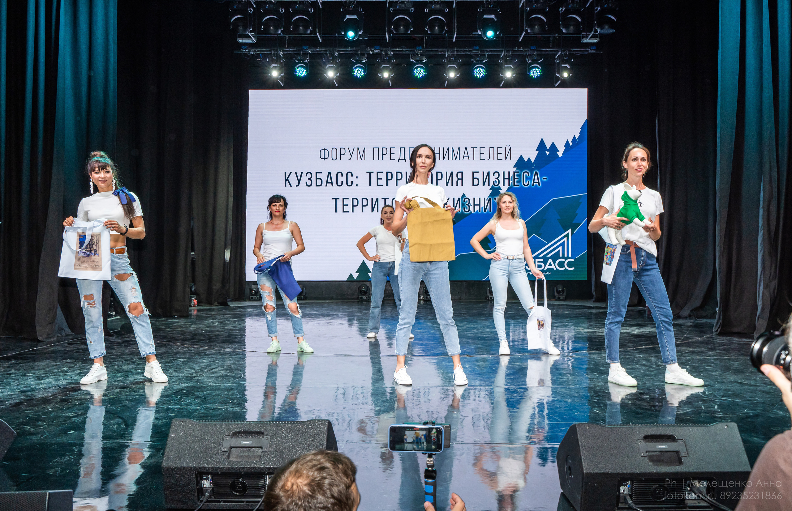 Репортажи. Школьный фотограф в Кемерово Мелещенко Анна