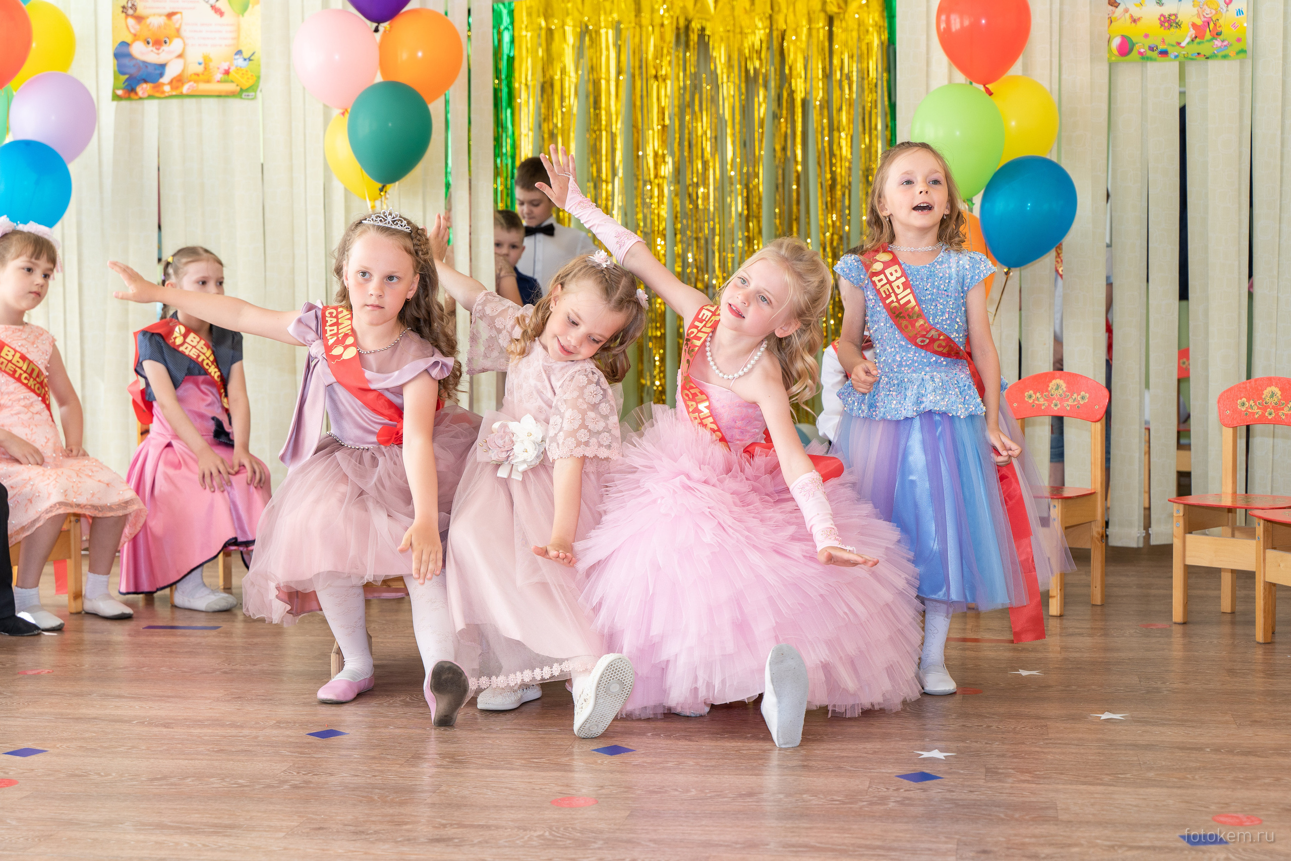 ВЫПУСКНЫЕ в садике. Школьный фотограф в Кемерово Мелещенко Анна