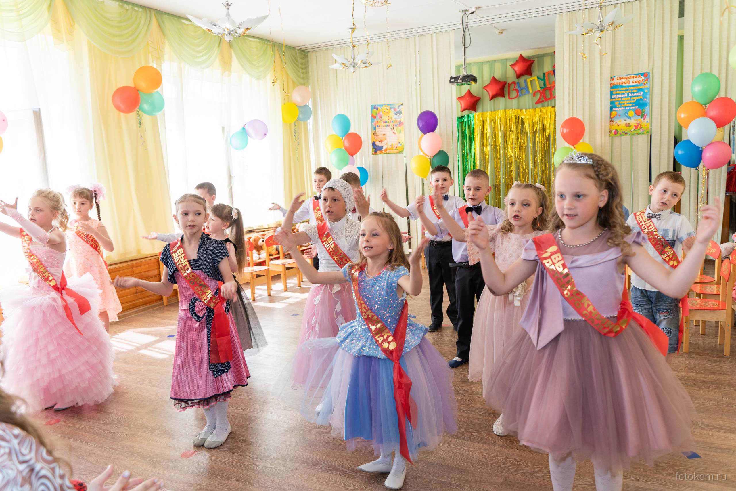 ВЫПУСКНЫЕ в садике. Школьный фотограф в Кемерово Мелещенко Анна